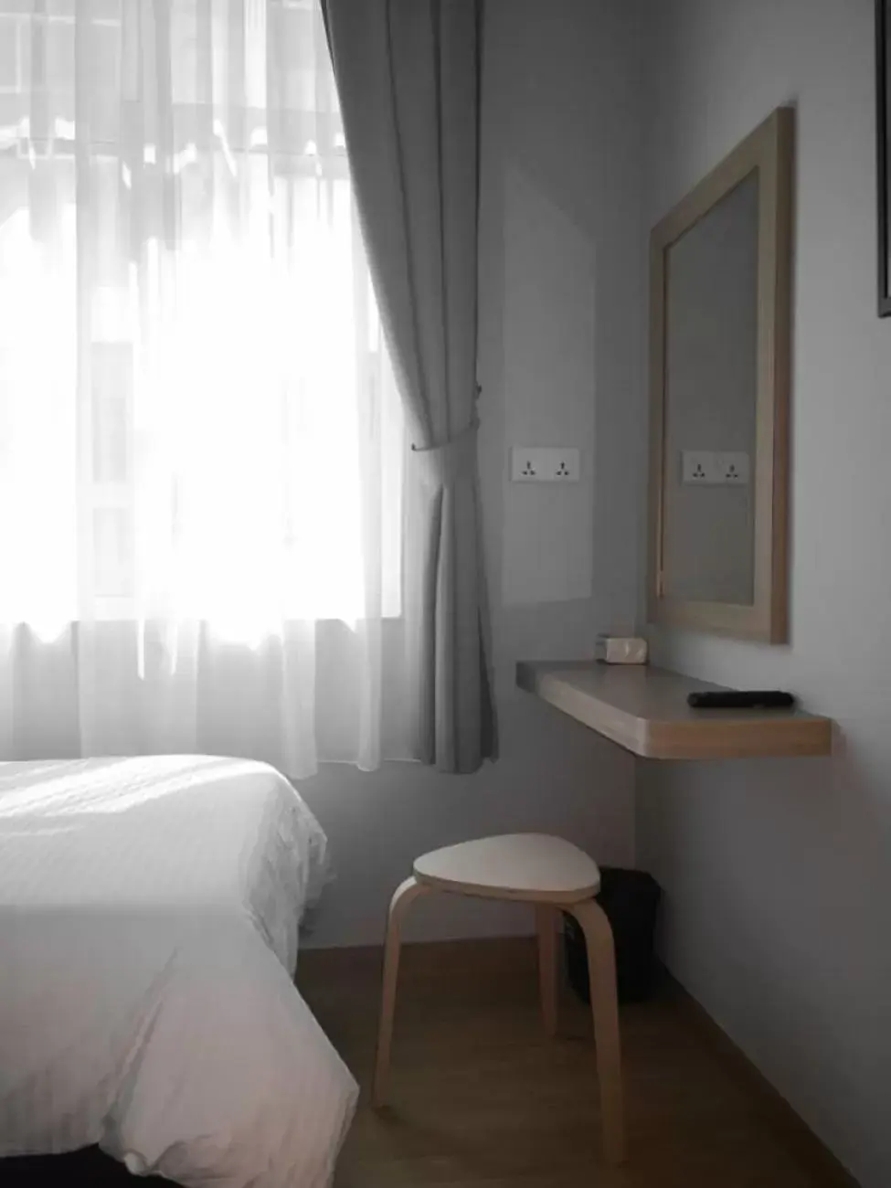 Walk In Hotel Walk In Hotel