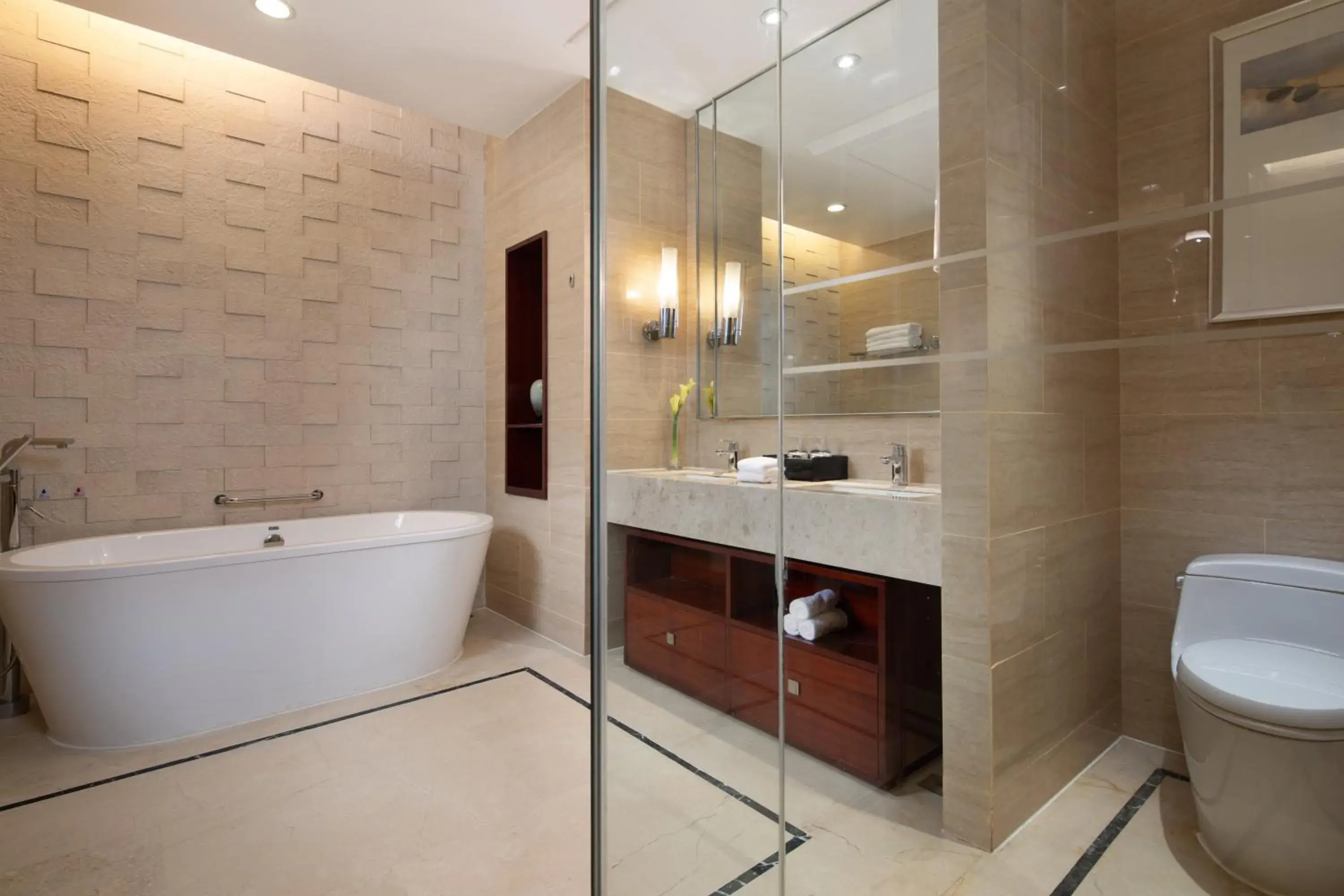 Bathroom in Crowne Plaza Taizhou, an IHG Hotel