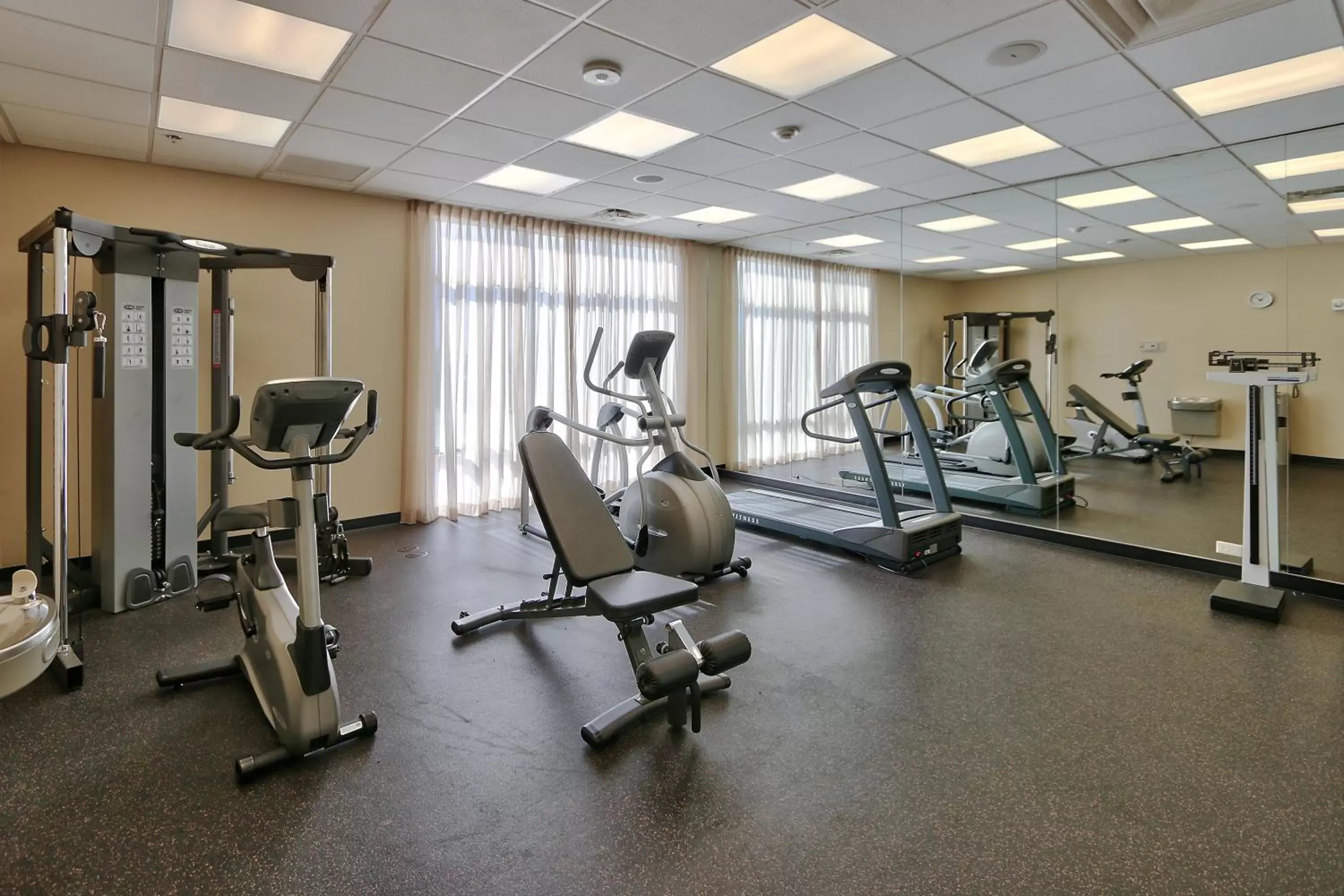 Fitness centre/facilities, Fitness Center/Facilities in Holiday Inn Roswell, an IHG Hotel