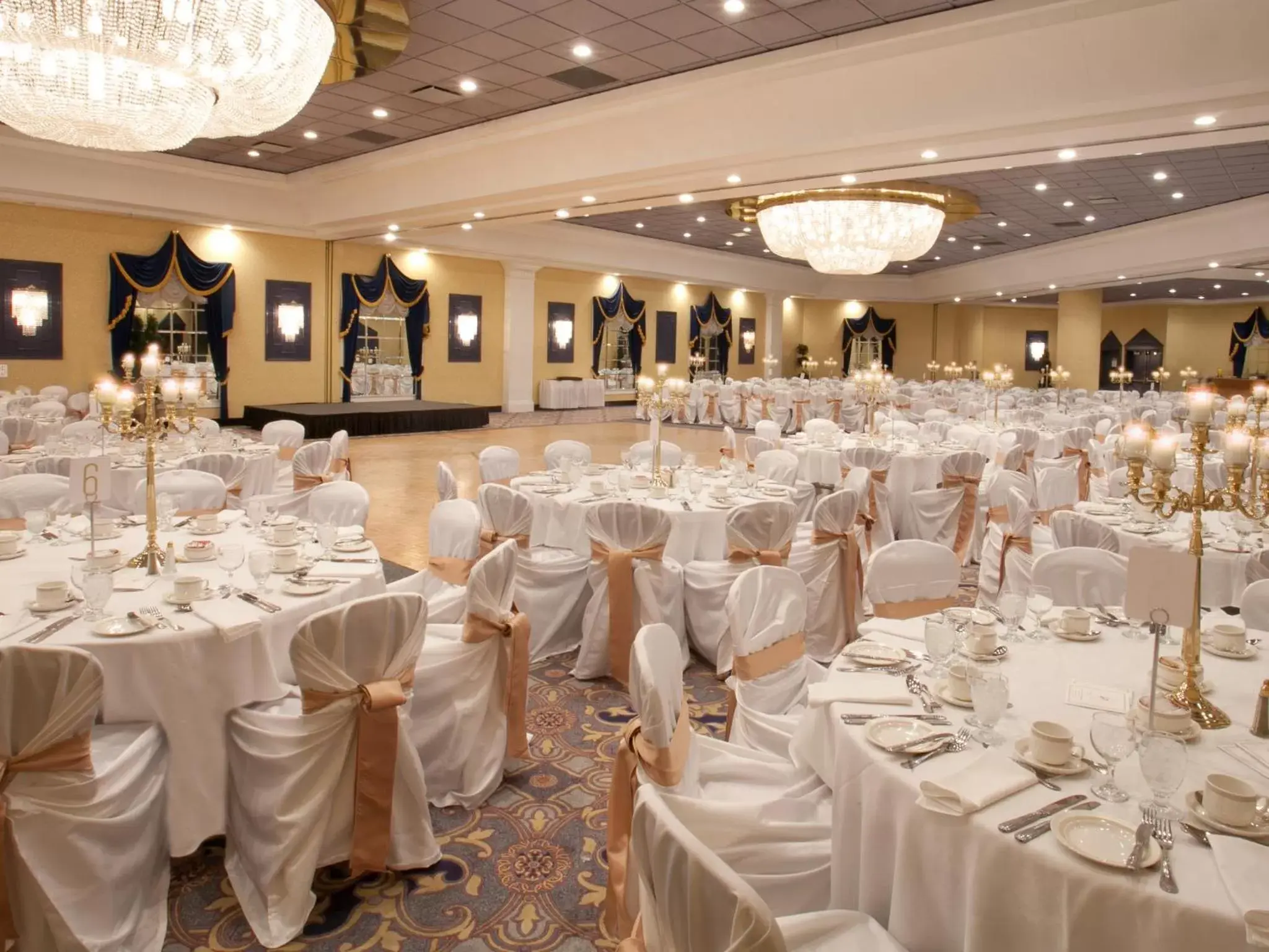 Banquet/Function facilities, Banquet Facilities in Fantasyland Hotel