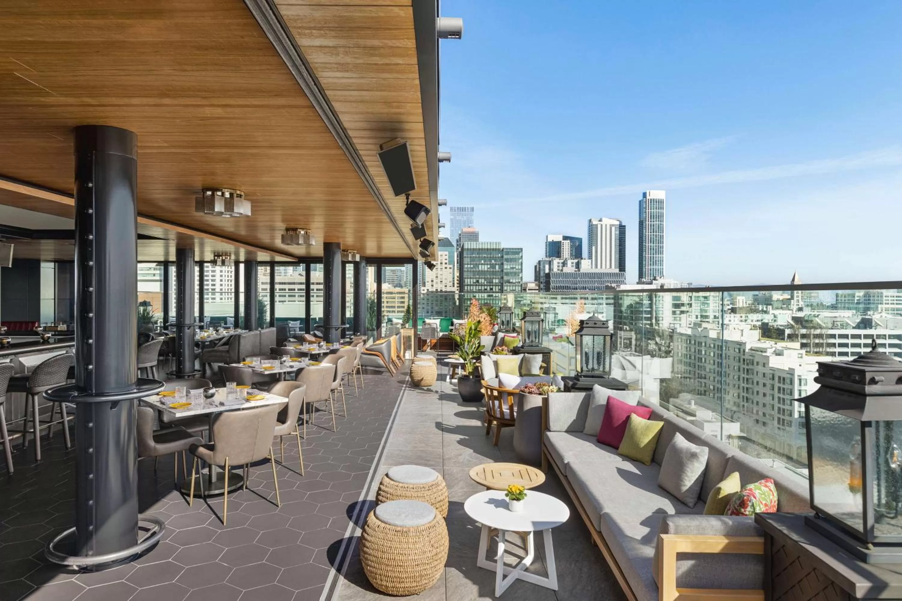 Lounge or bar in Canopy by Hilton San Francisco SoMa
