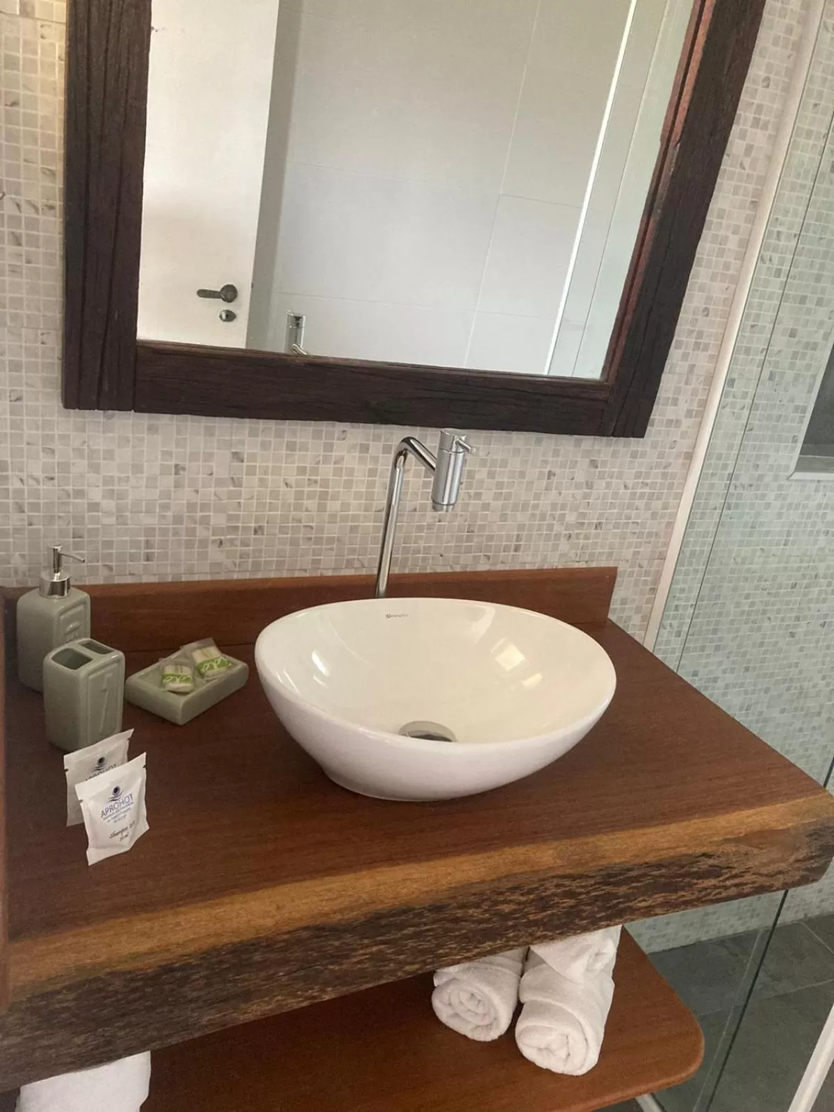 Bathroom in MOA Pousada