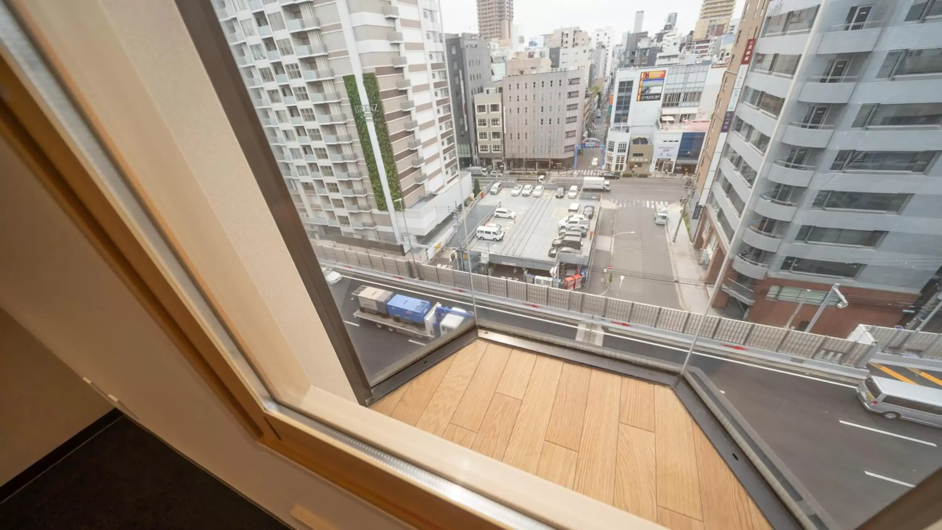 Double Room with Small Double Bed - single occupancy - No Daily Cleaning - Non-Smoking in Shinsaibashi ARTY Inn Double Room with Small Double Bed - single occupancy - No Daily Cleaning - Non-Smoking in Shinsaibashi ARTY Inn