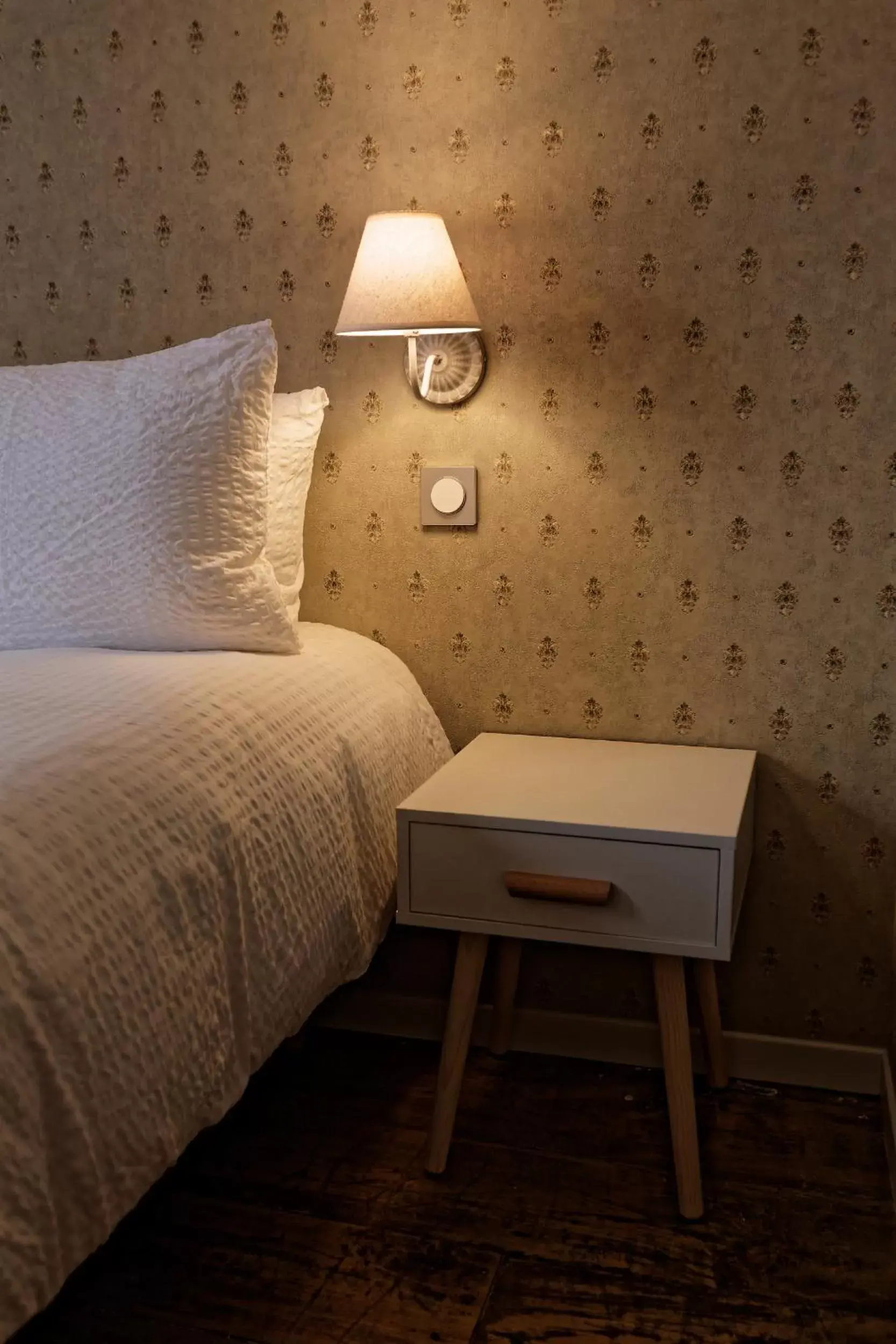 Bedroom, Bed in Appart'Hôtel Sainte Trinité