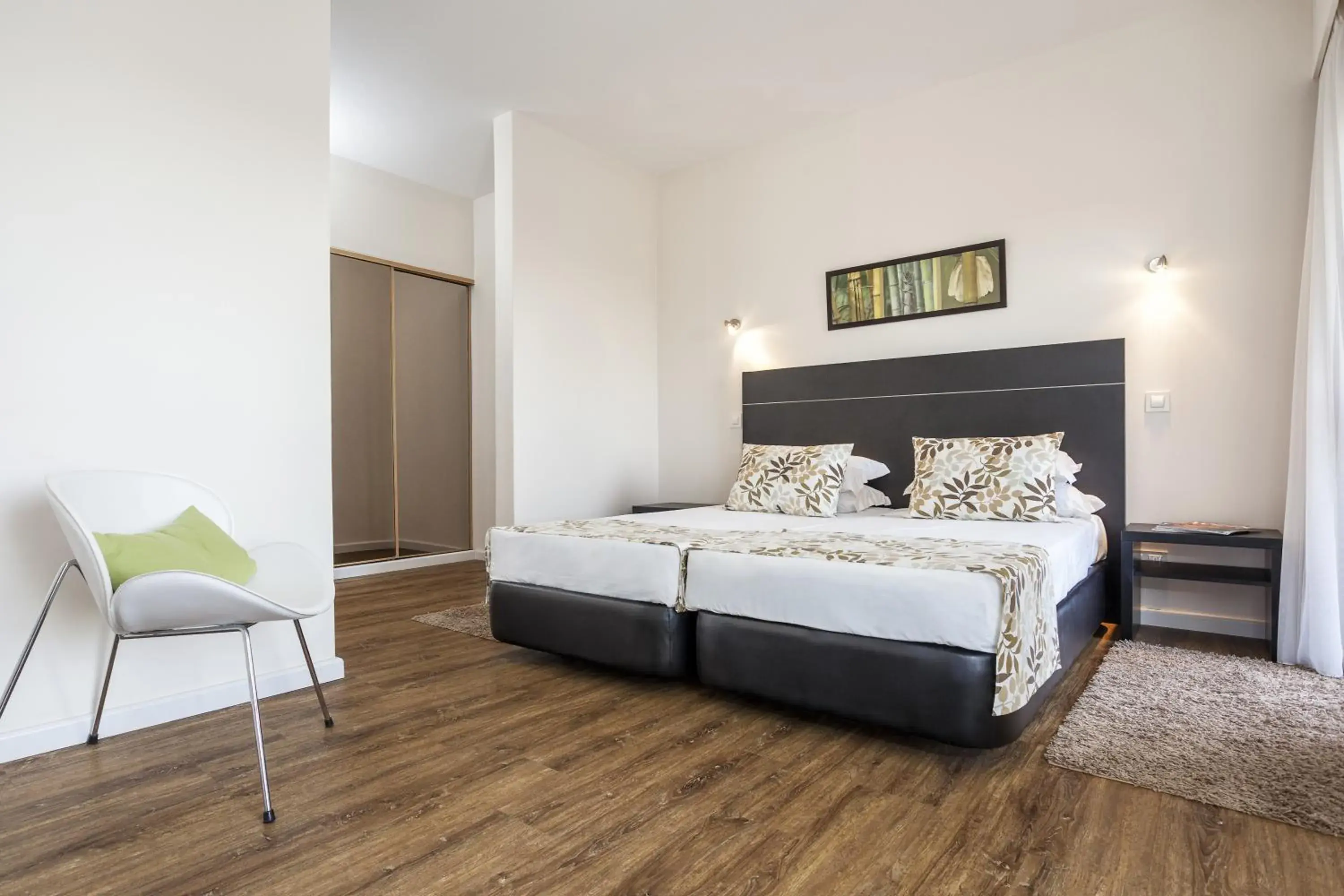 Photo of the whole room, Bed in Pestana Alvor Atlantico Residences Beach Suites