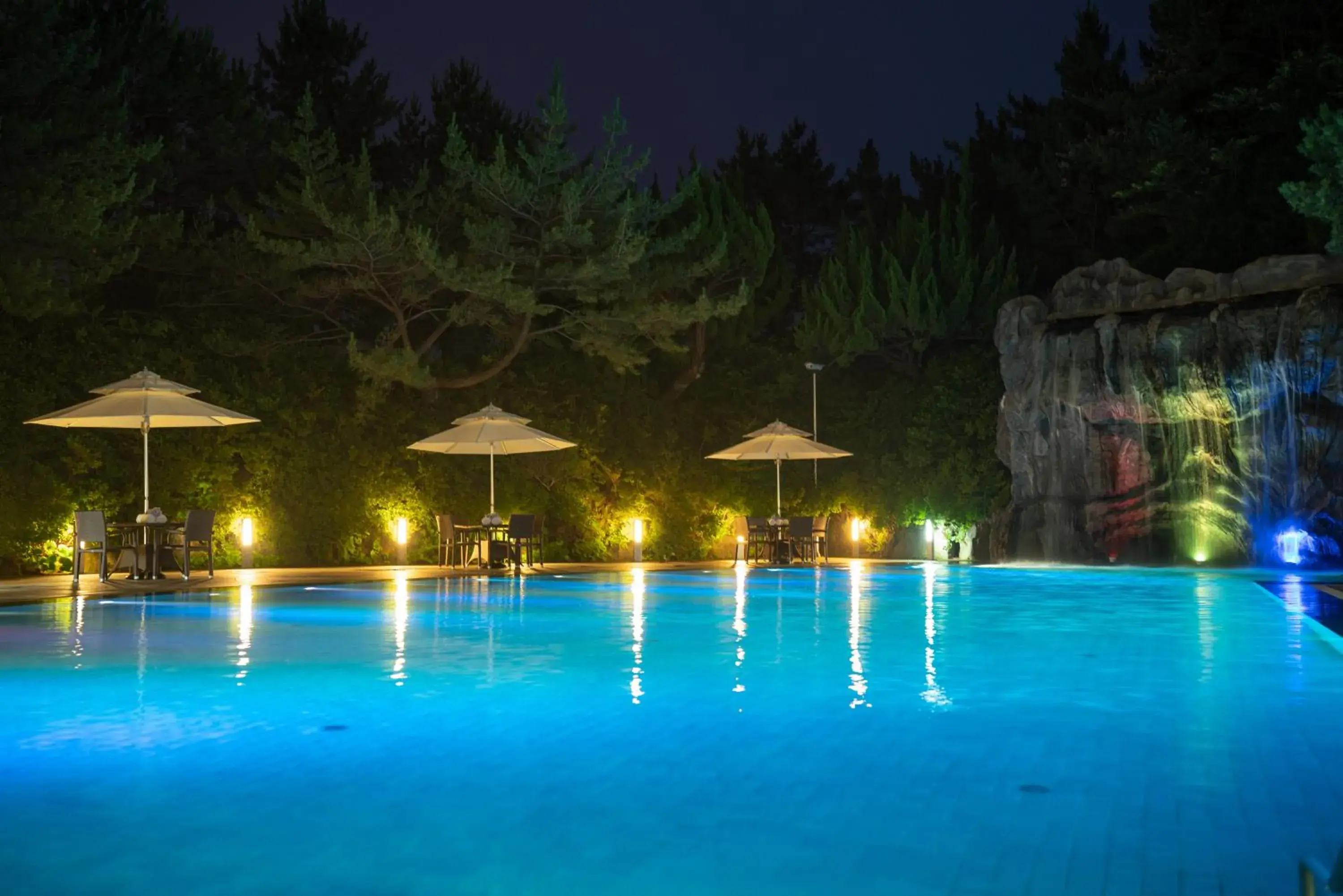 Natural landscape, Swimming Pool in We Hotel Jeju