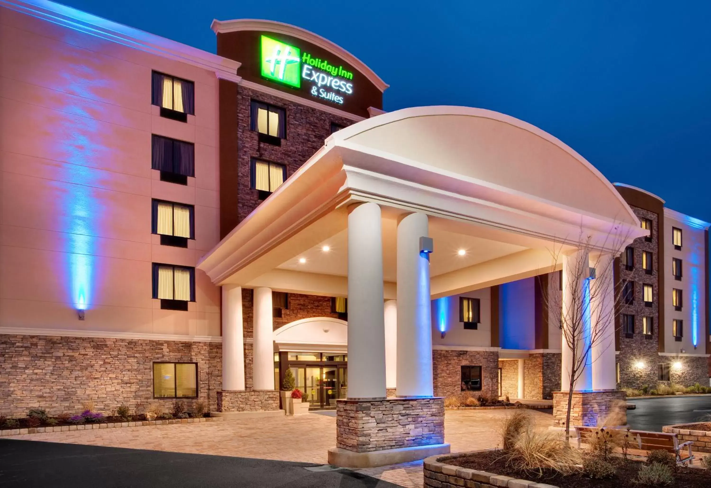 Property Building in Holiday Inn Express & Suites Williamsport, an IHG Hotel
