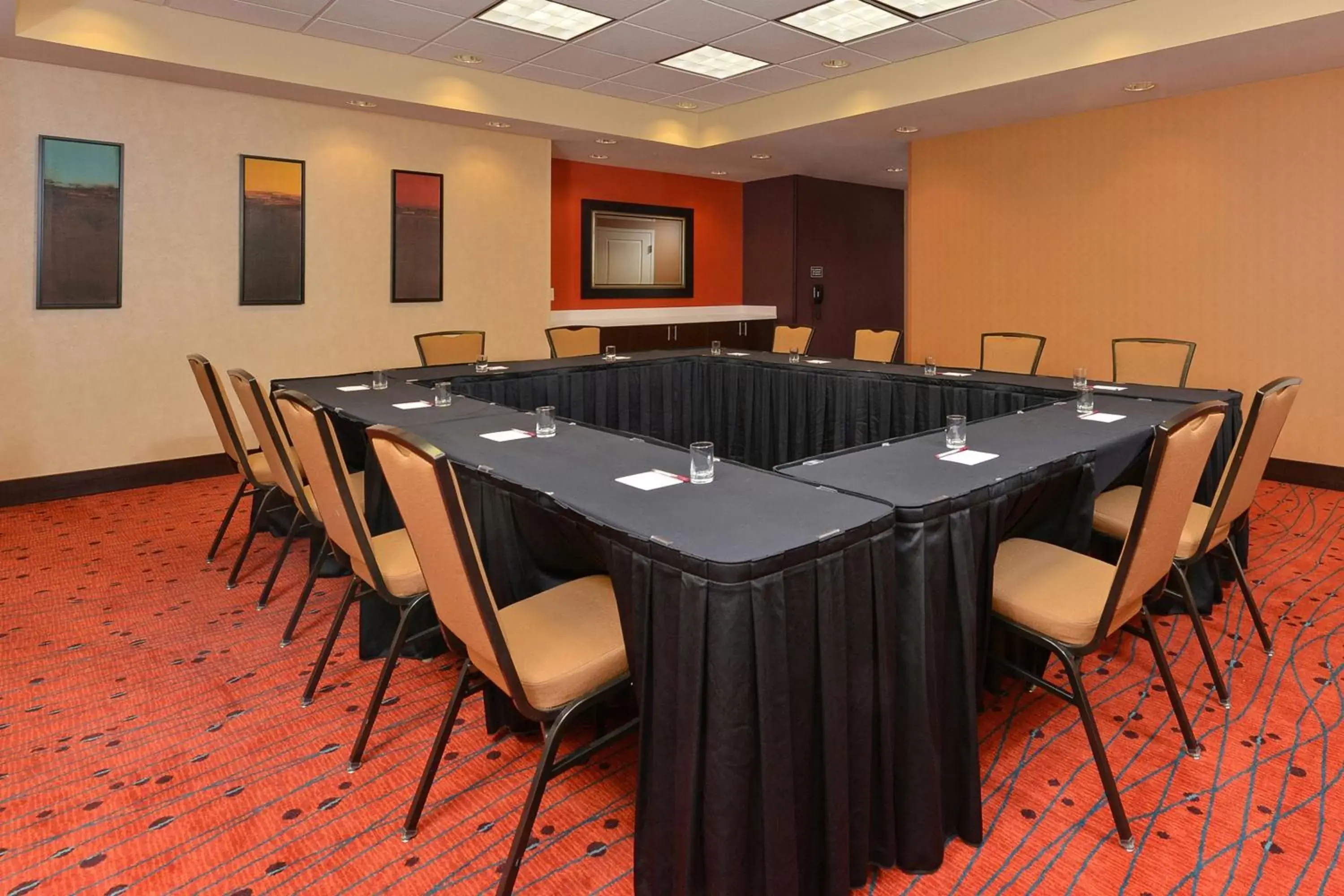 Meeting/conference room in Residence Inn by Marriott Coralville