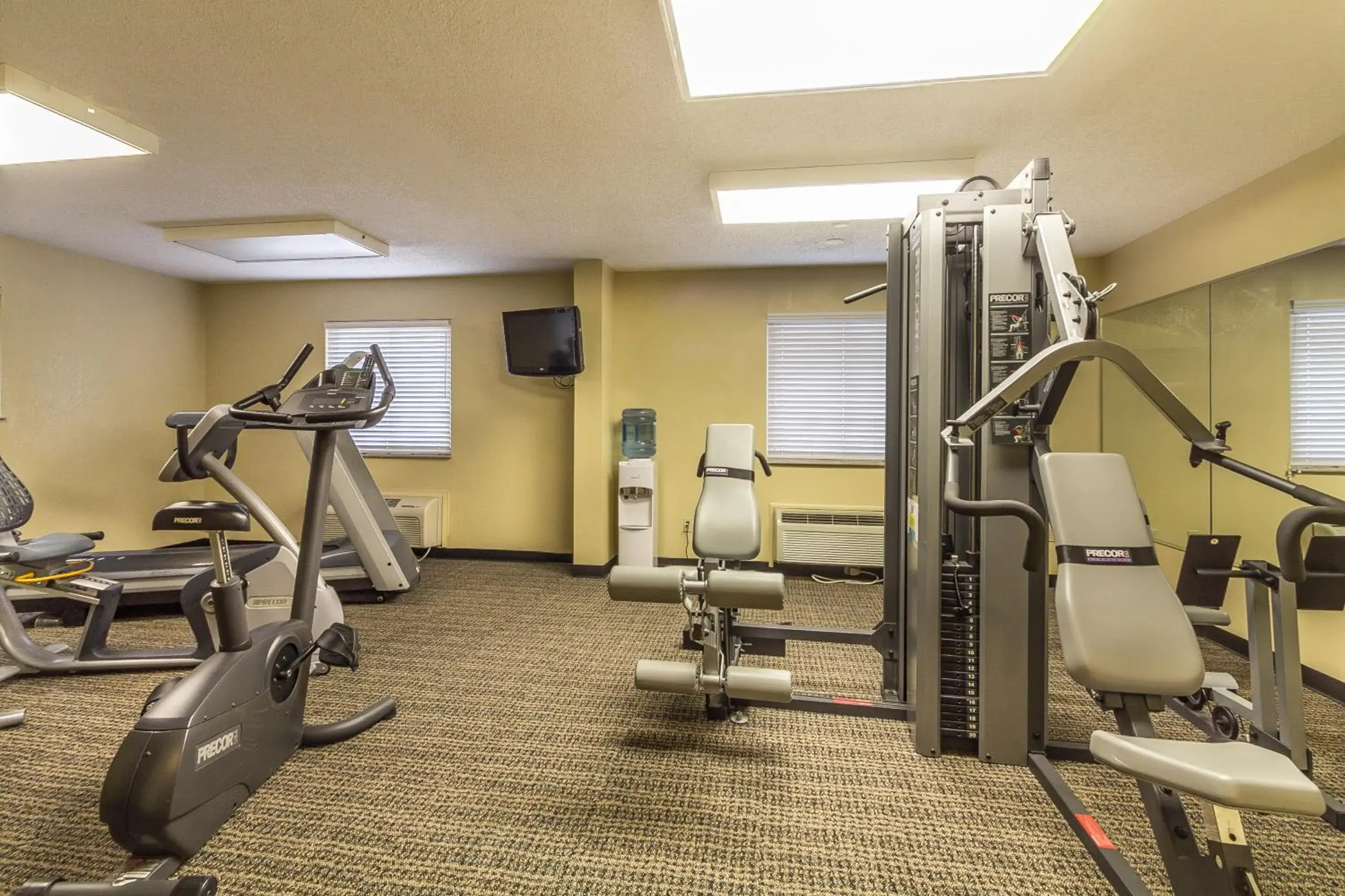 Fitness centre/facilities, Fitness Center/Facilities in Baymont by Wyndham Kansas City KU Medical Center