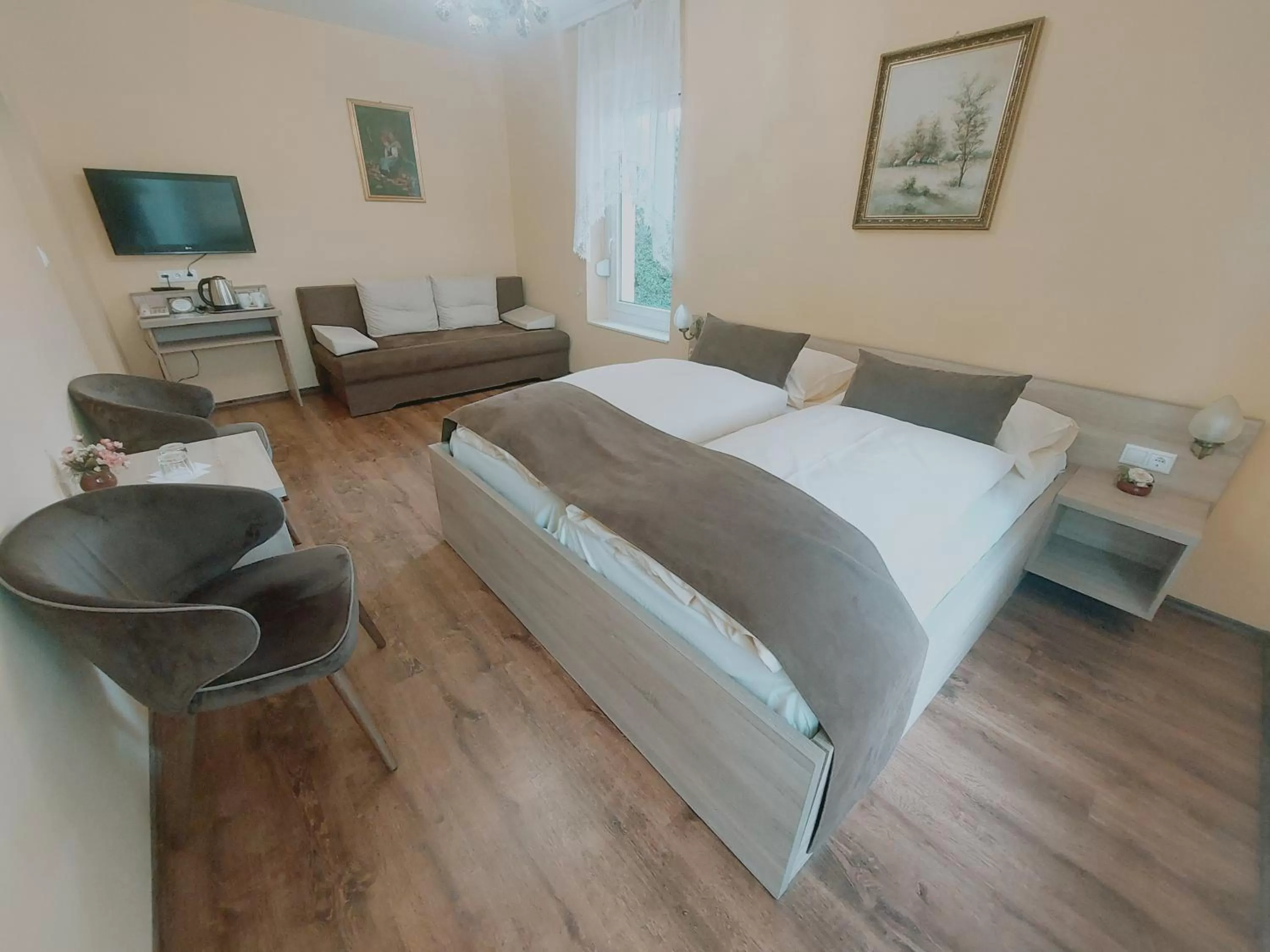 Bedroom, Bed in Hotel Panorama