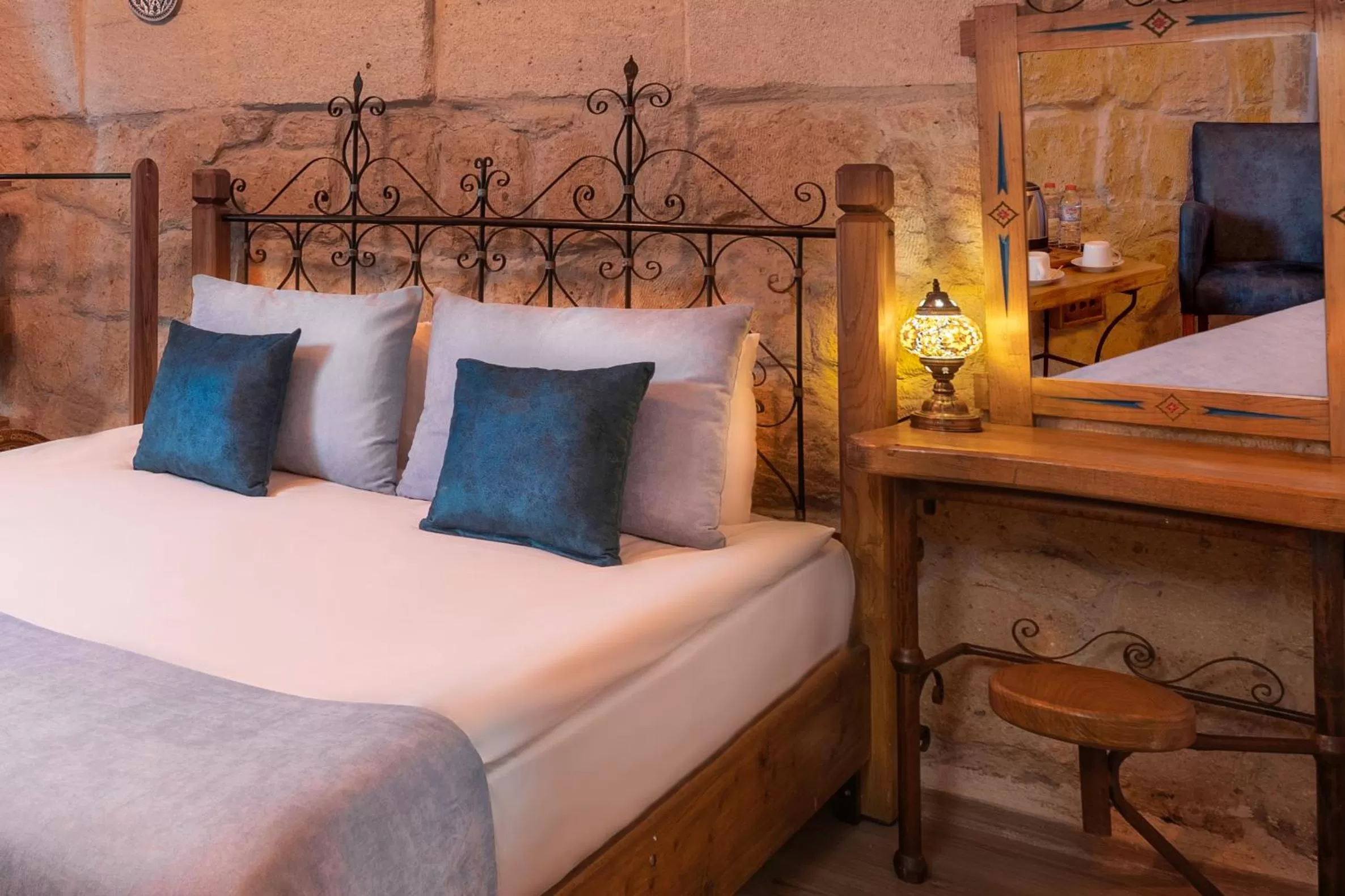 Bedroom, Bed in Maron Stone House