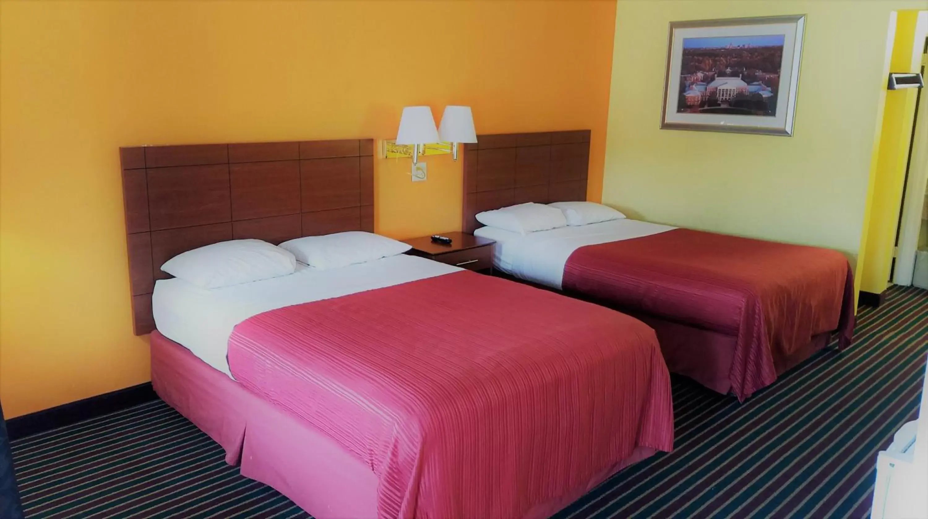 Bed in Roadway Inn Troy Bed in Roadway Inn Troy