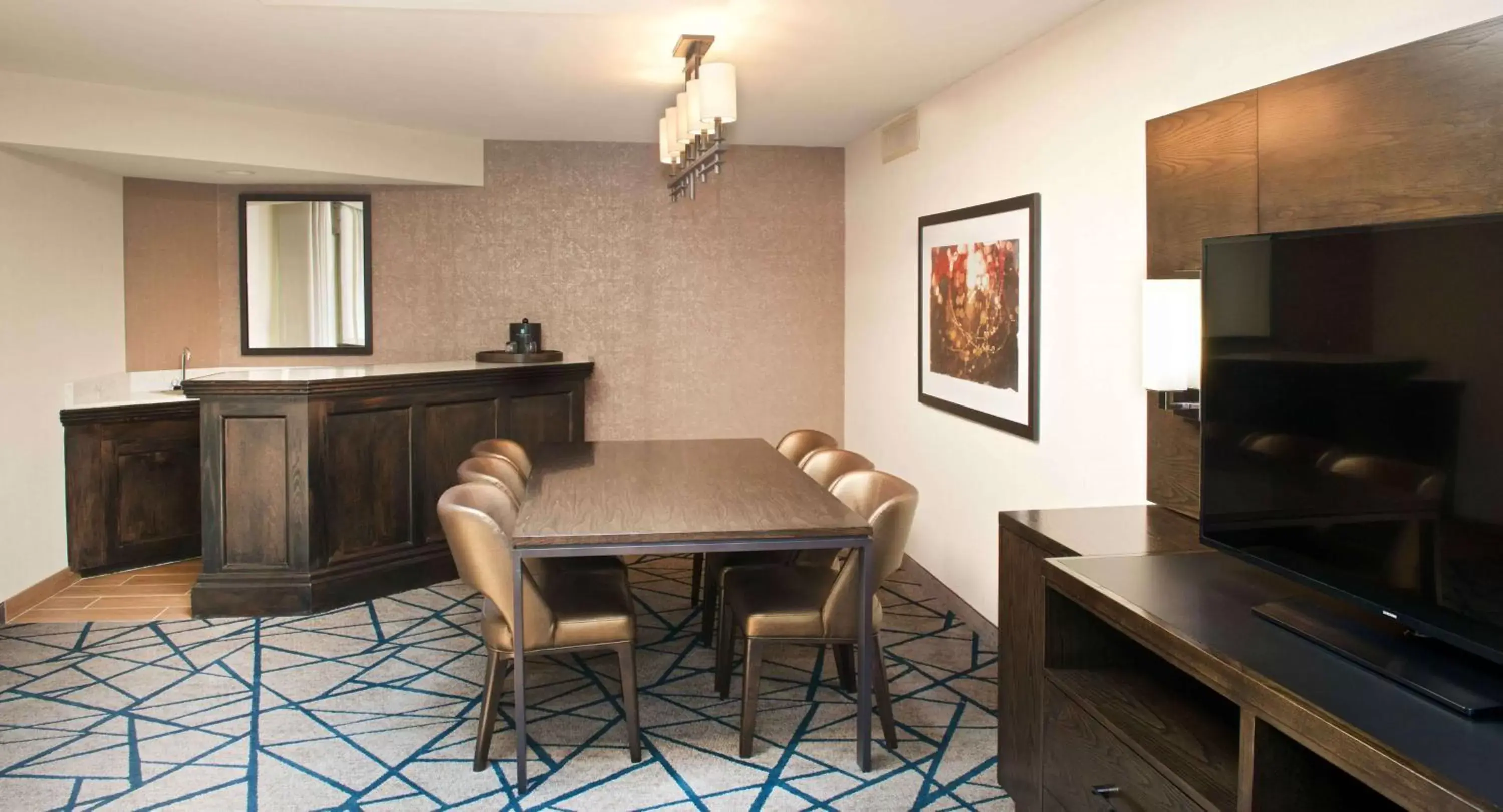 Bed, Dining Area in Embassy Suites by Hilton Detroit - Livonia/Novi