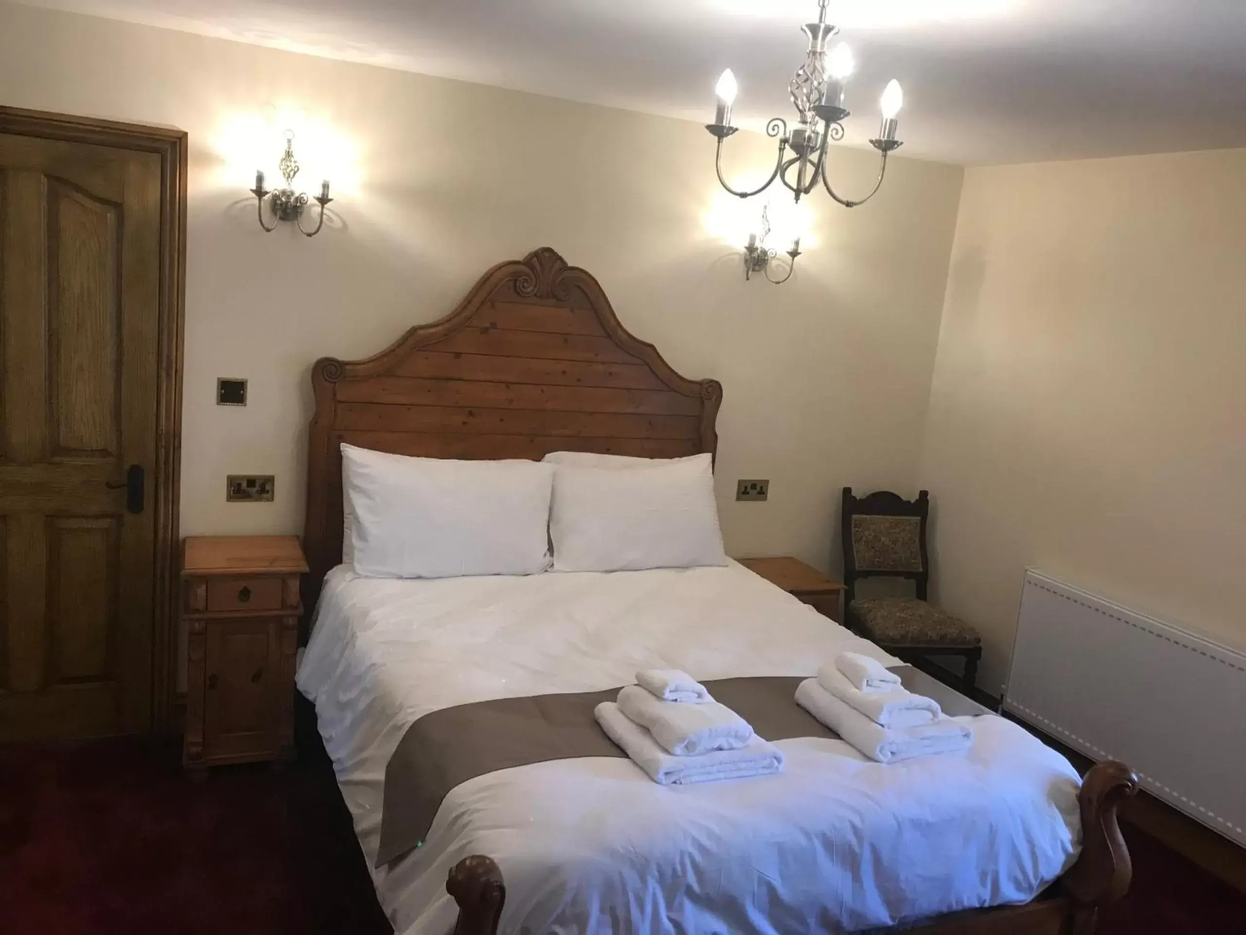 Bedroom, Bed in Great Trethew Manor Hotel & Restaurant