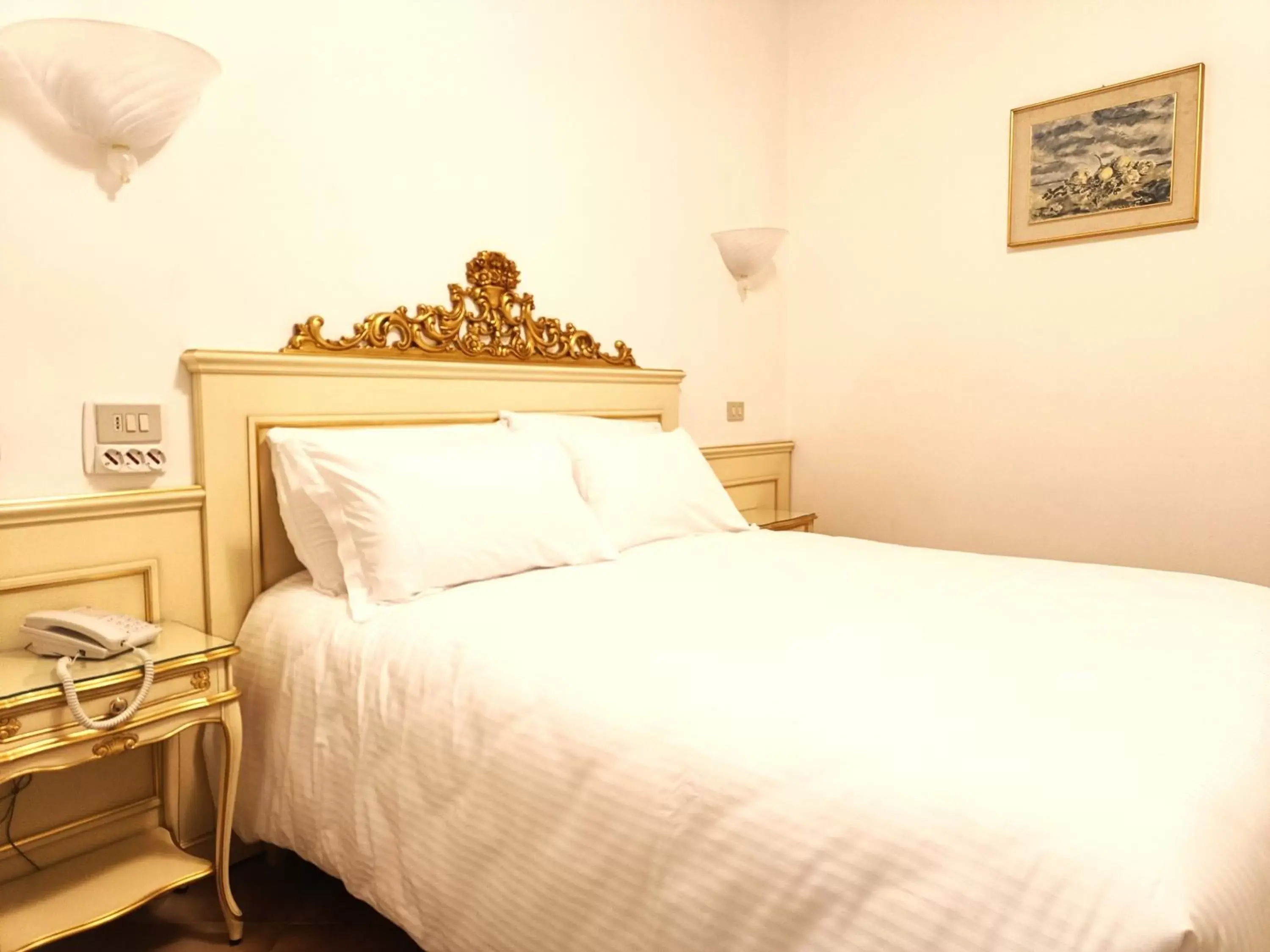 Bed in Hotel Guerrini