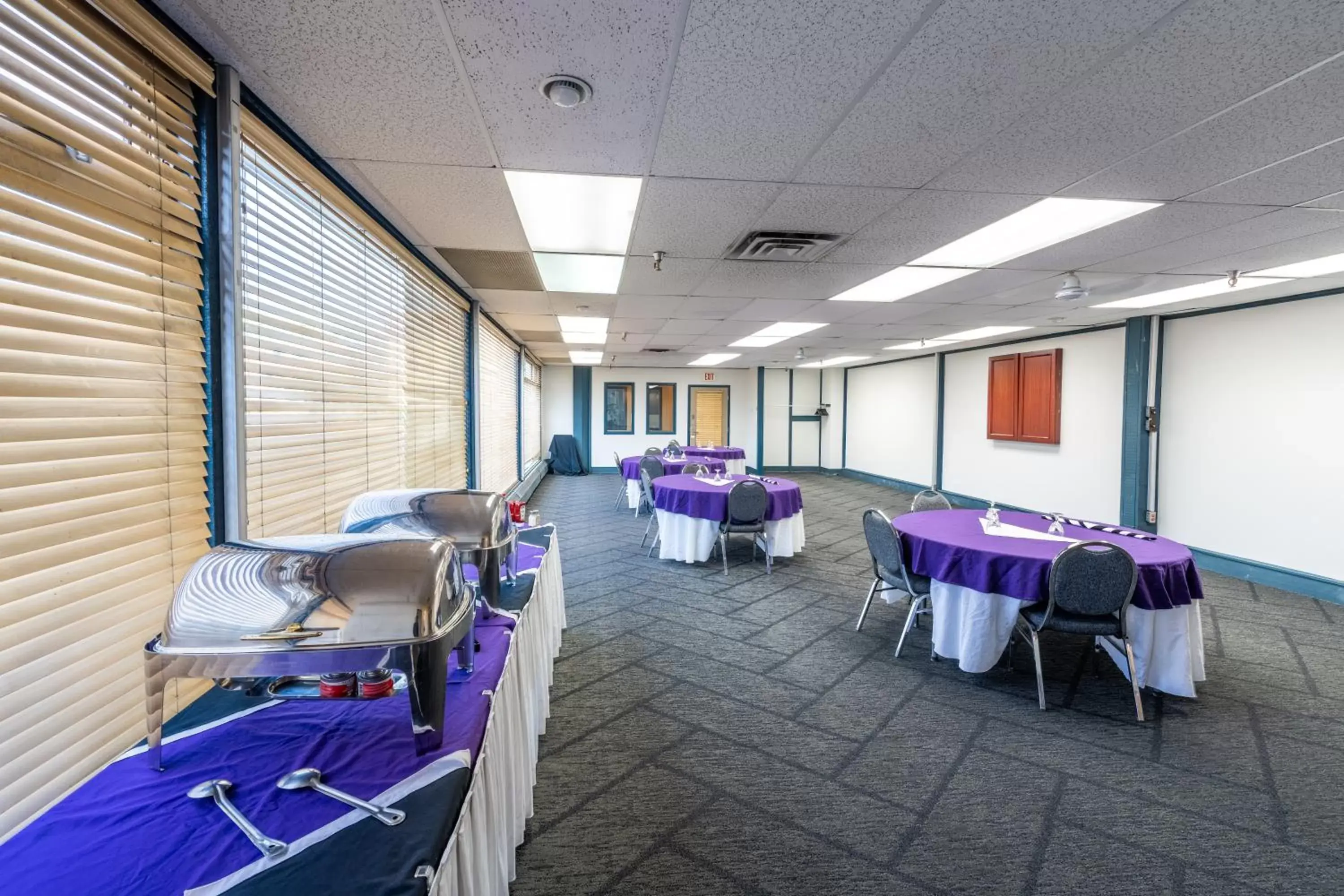 Meeting/conference room in Sternwheeler Hotel and Conference Centre