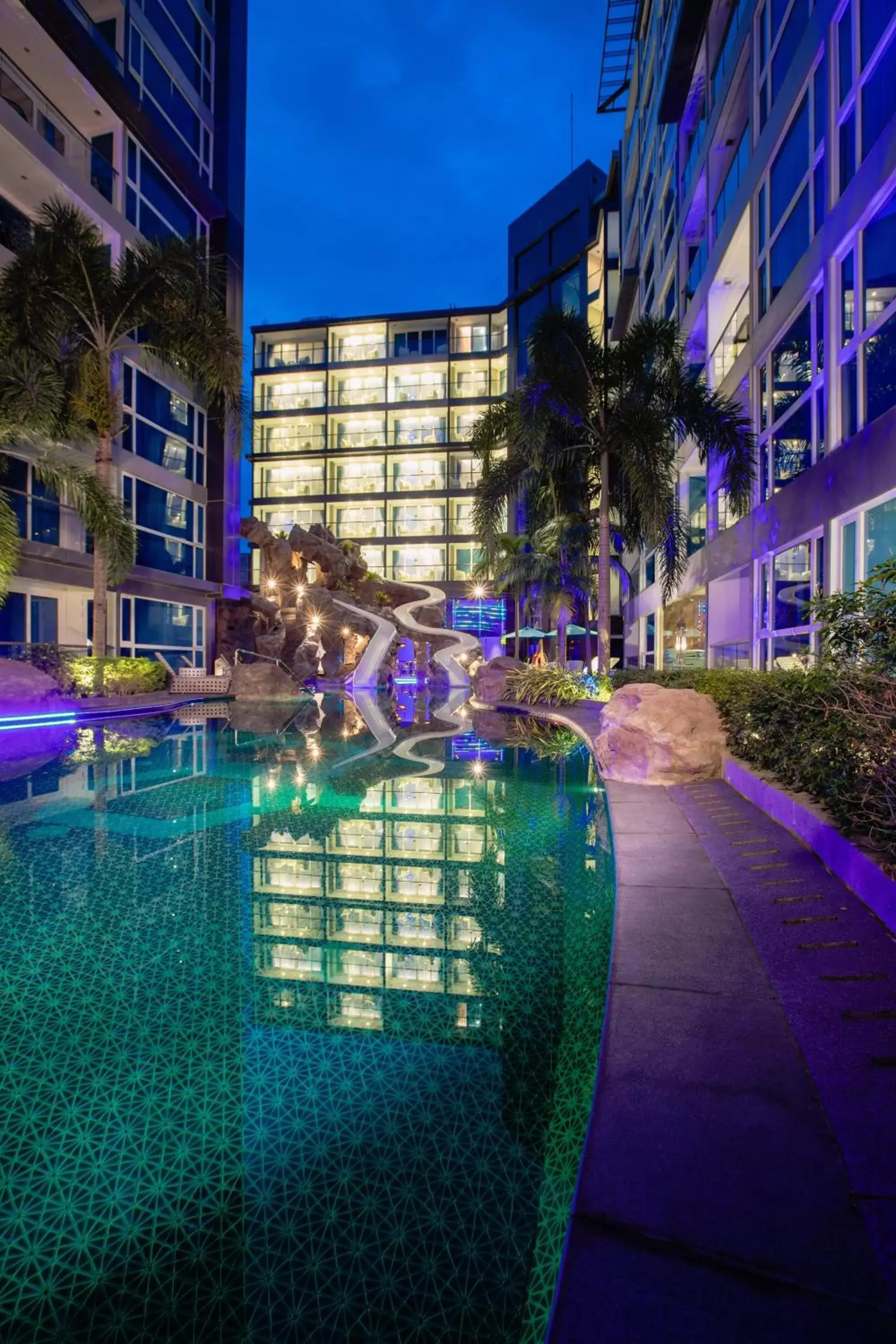 Swimming Pool in Centara Azure Hotel Pattaya