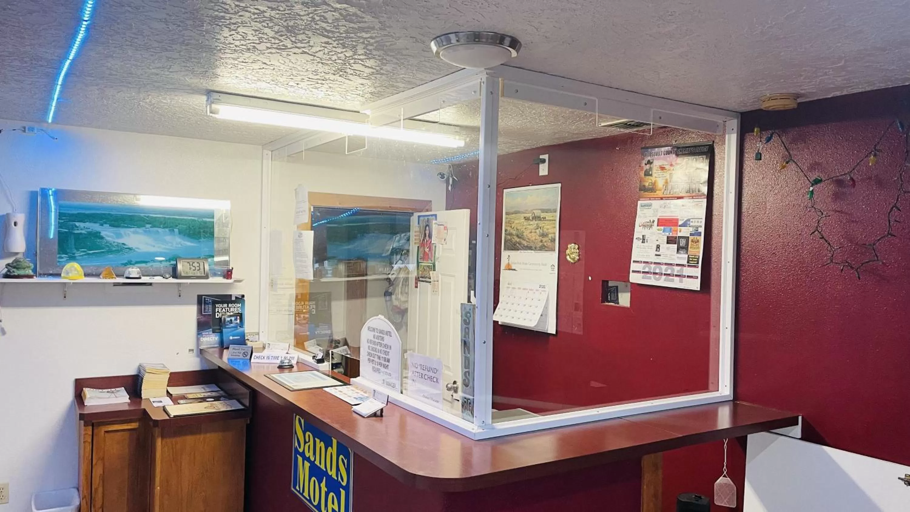 Property building in Sands Motel