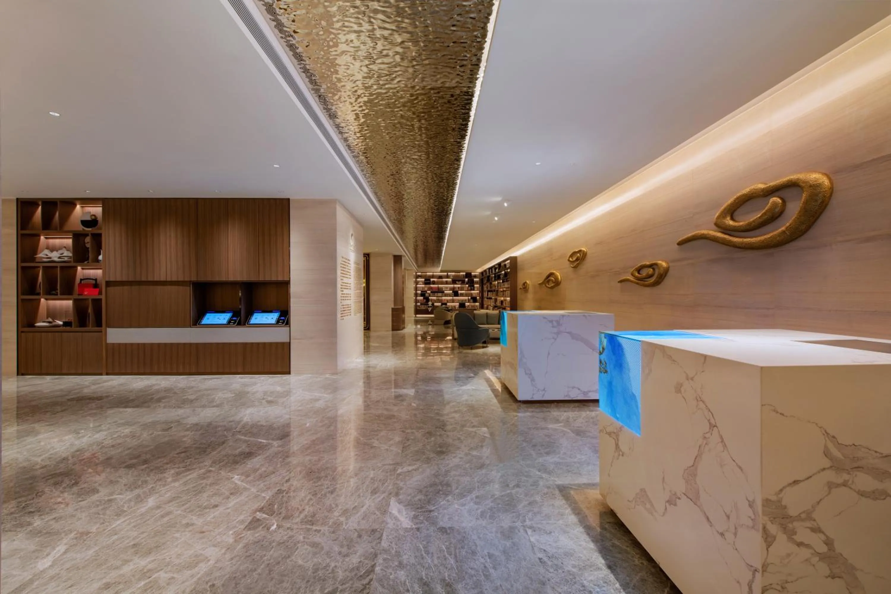 Lobby or reception in Guangzhou Hotel
