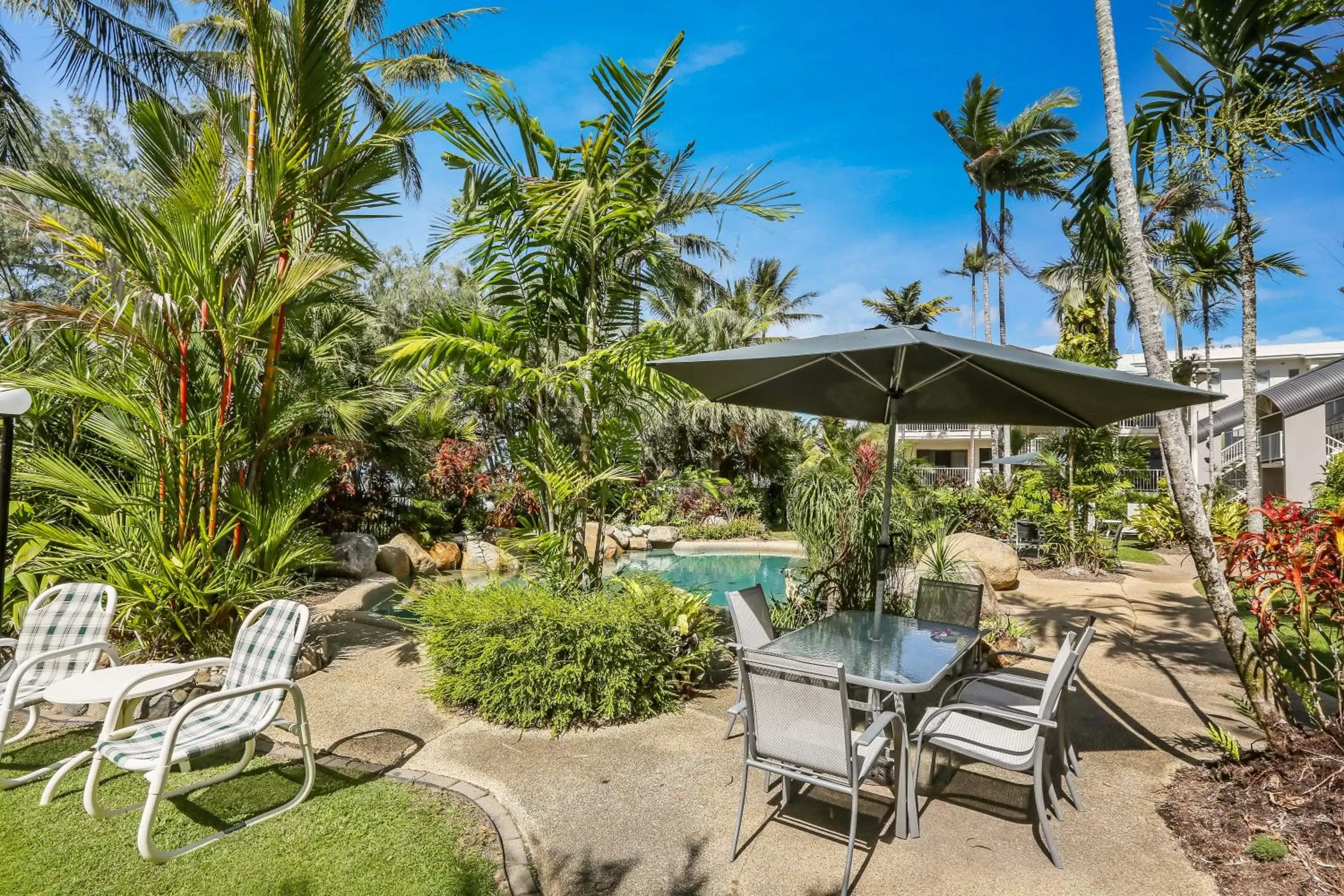 Garden, Swimming Pool in Melaleuca Resort