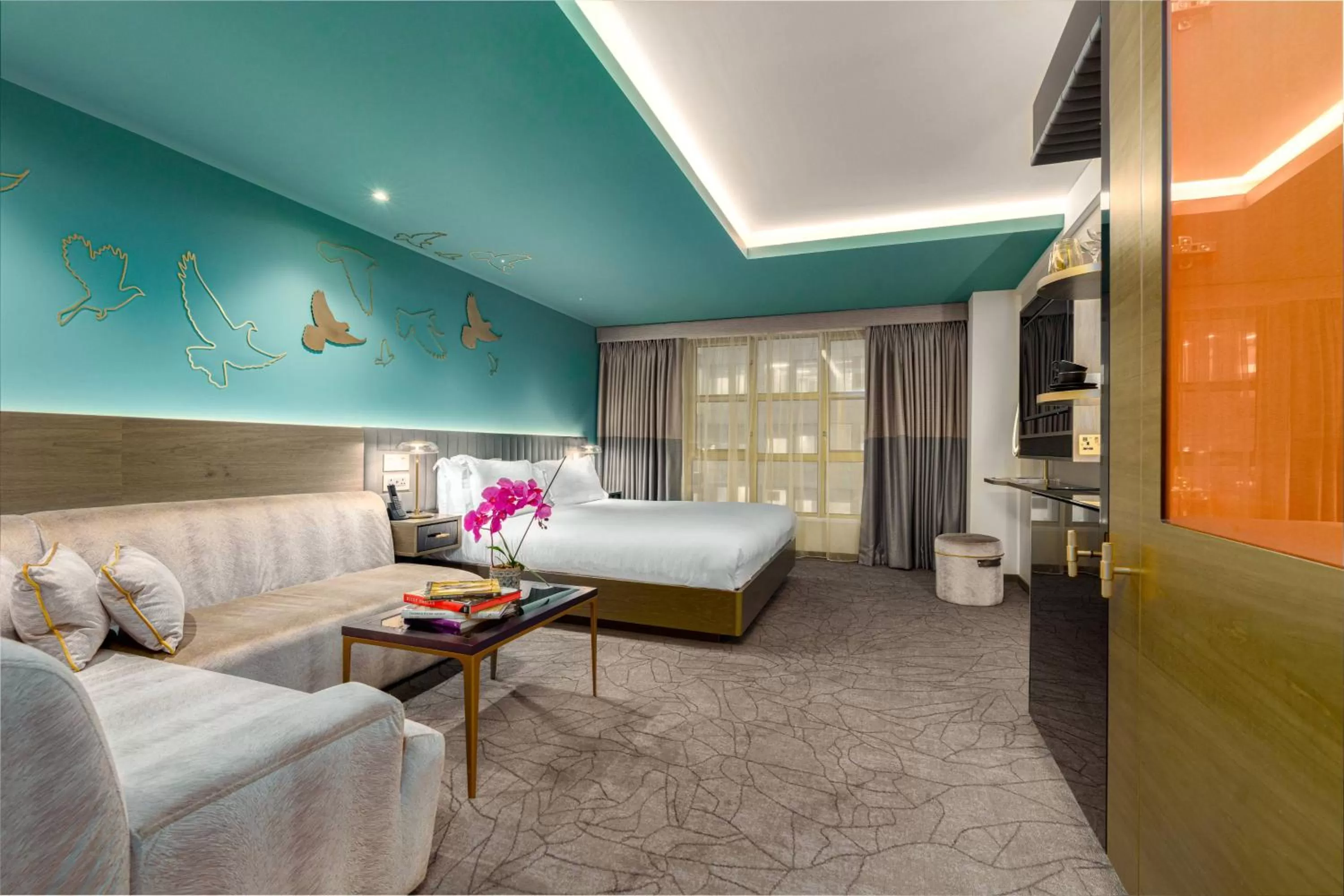 Photo of the whole room, Bed in Middle Eight - Covent Garden - Preferred Hotels and Resorts