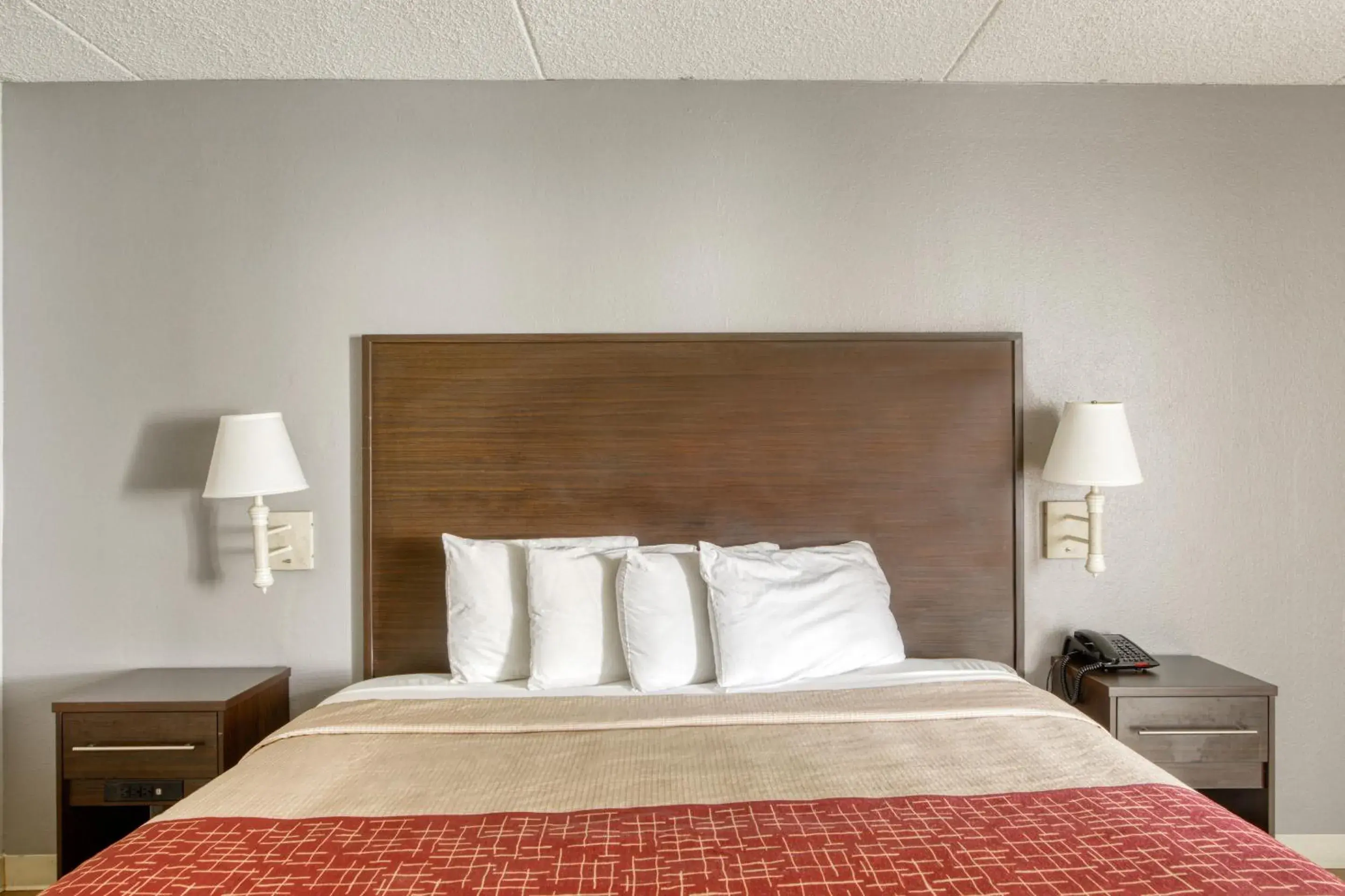Bedroom, Bed in OYO Hotel Burlington South
