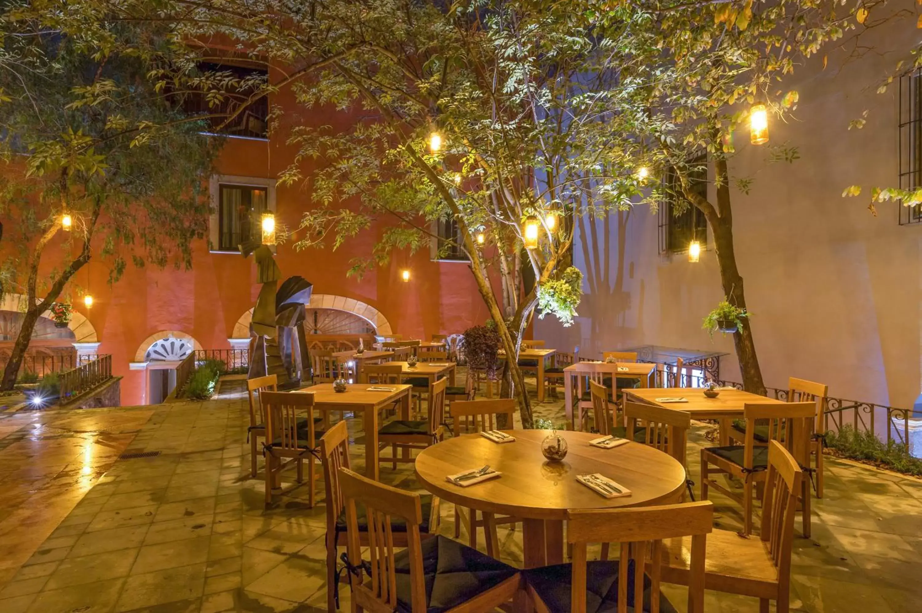 Restaurant/Places to Eat in Casa del Rector Hotel Boutique