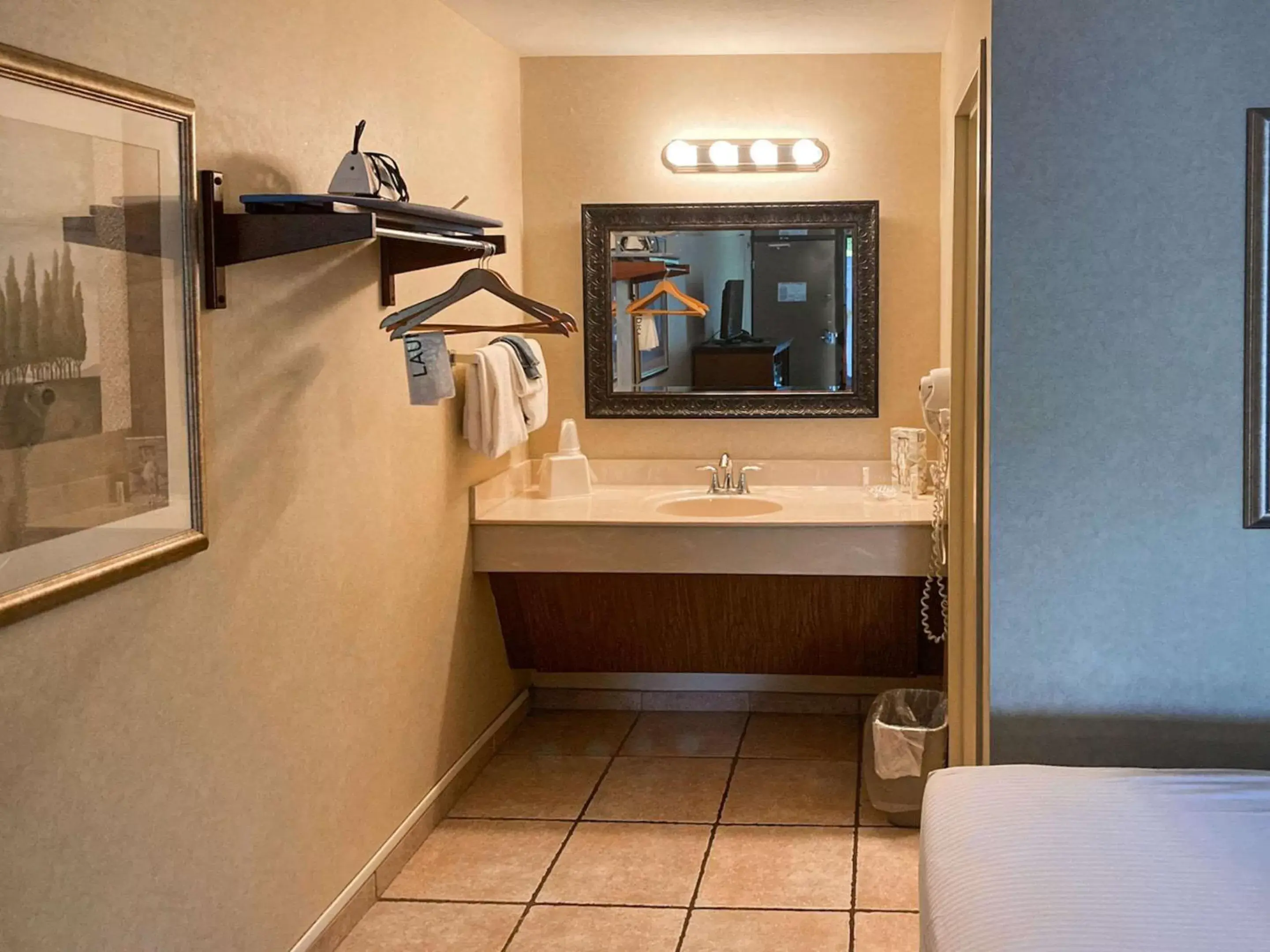 Bathroom in The Boardwalk Inn