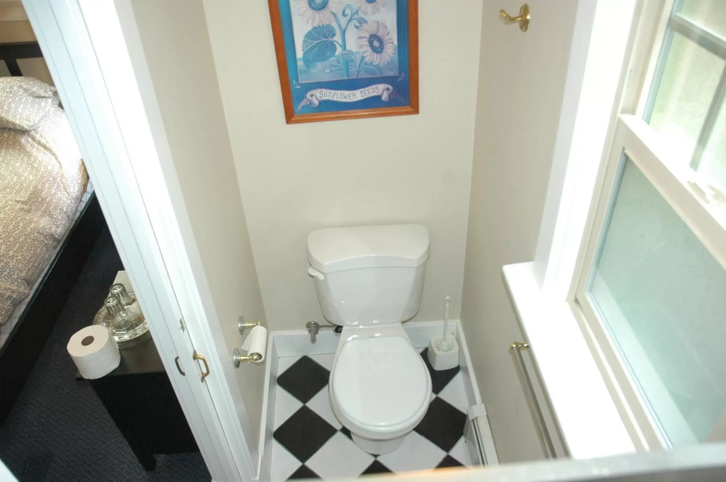 Bathroom in Douglas Guest House