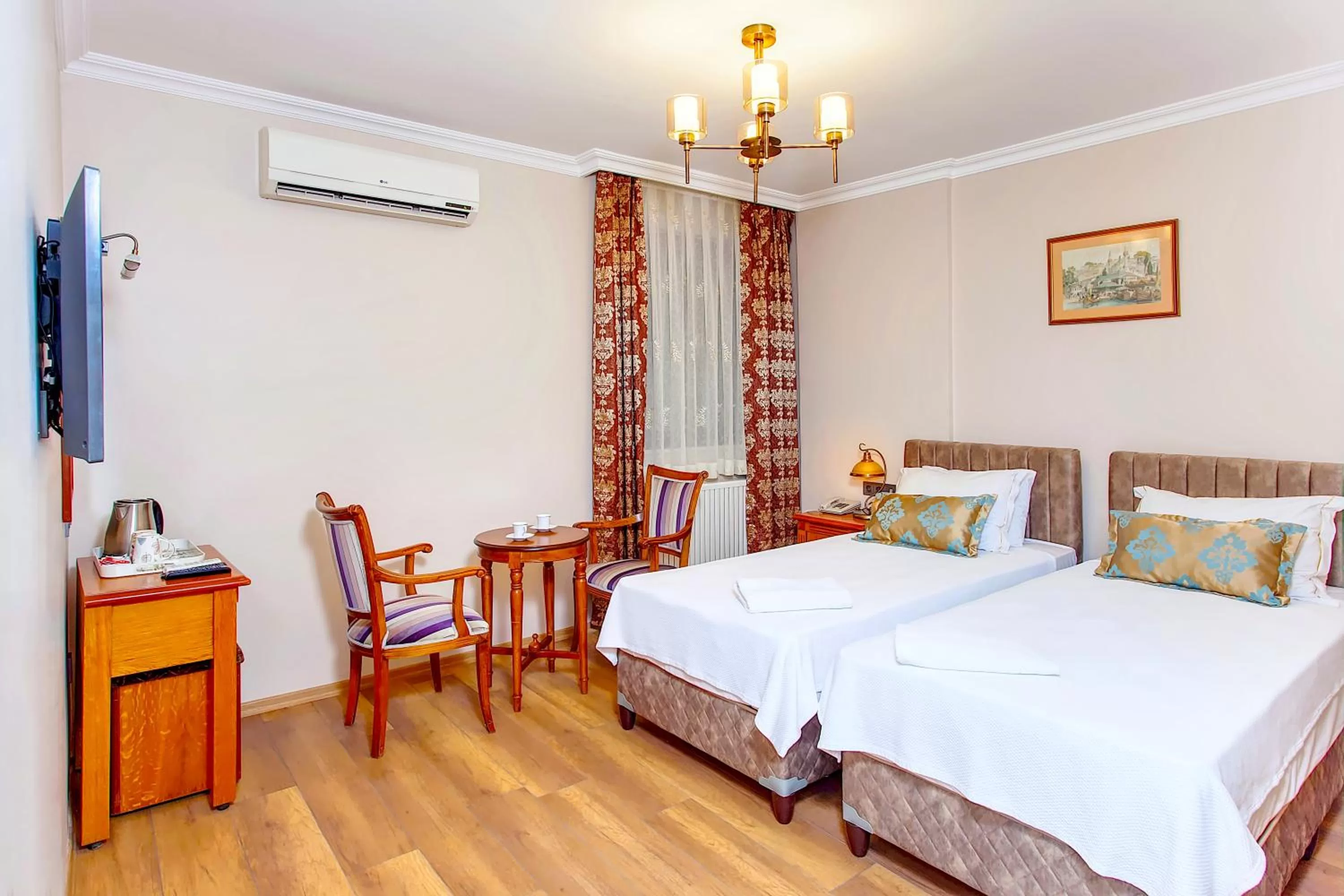 Bedroom, Bed in Hotel Saba