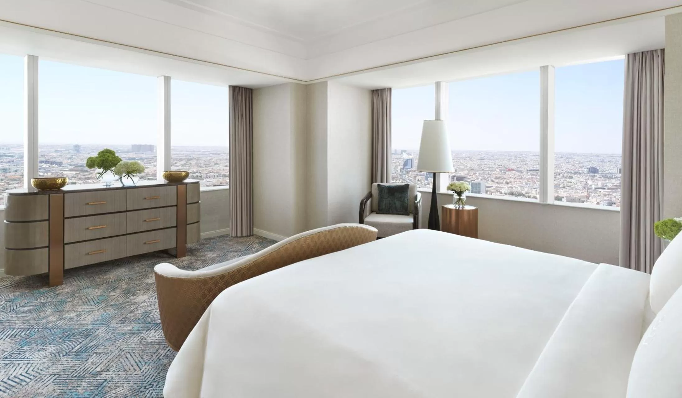 View (from property/room), Bed in Four Seasons Hotel Riyadh
