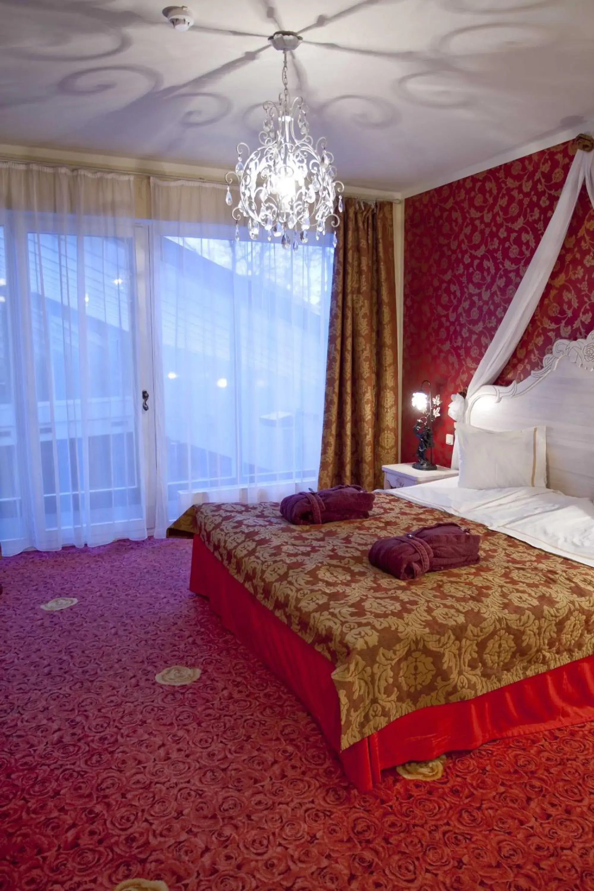 Bedroom, Bed in Grand Rose SPA Hotel