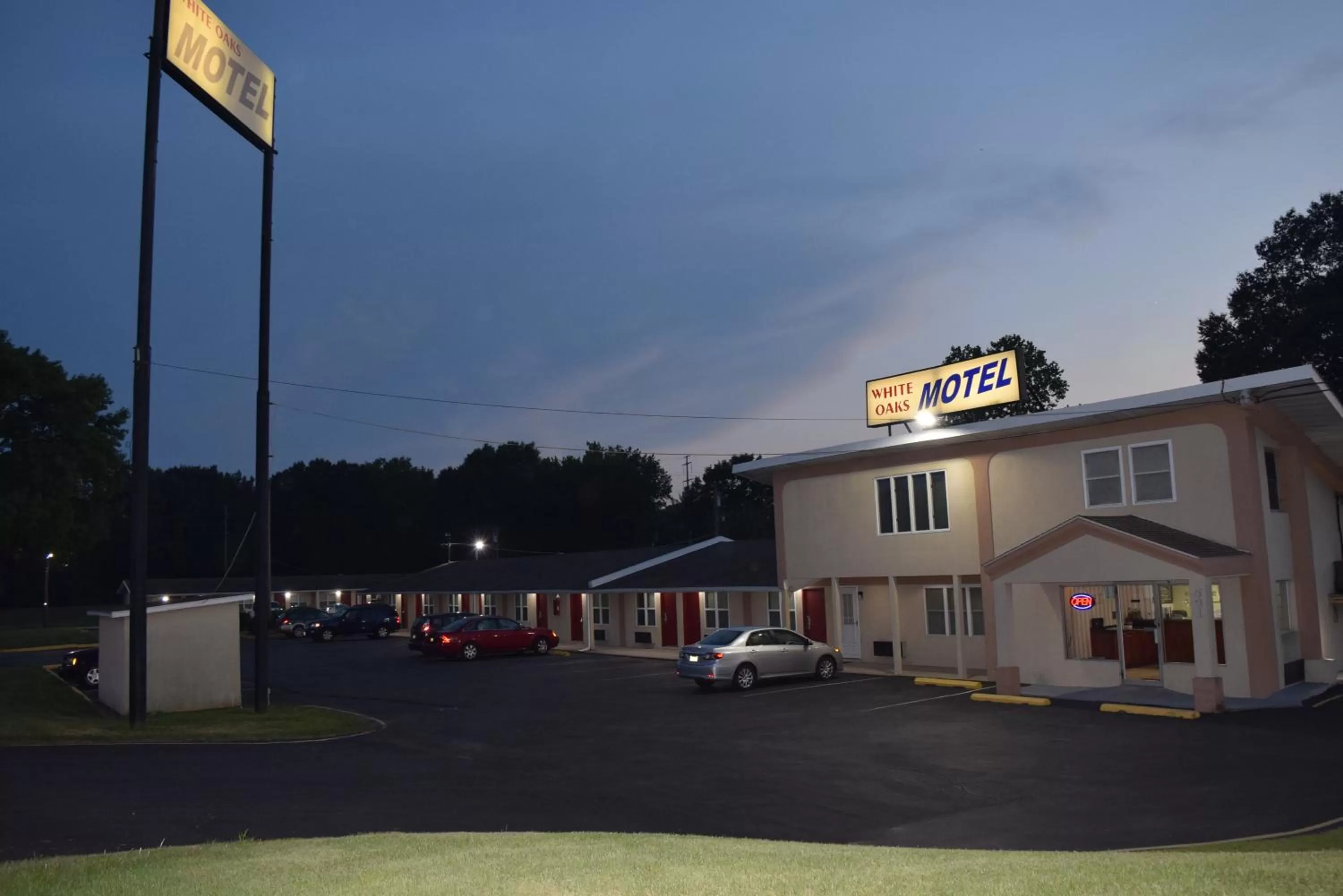 Property building in White Oaks Motel Pennsville/Carneys Point