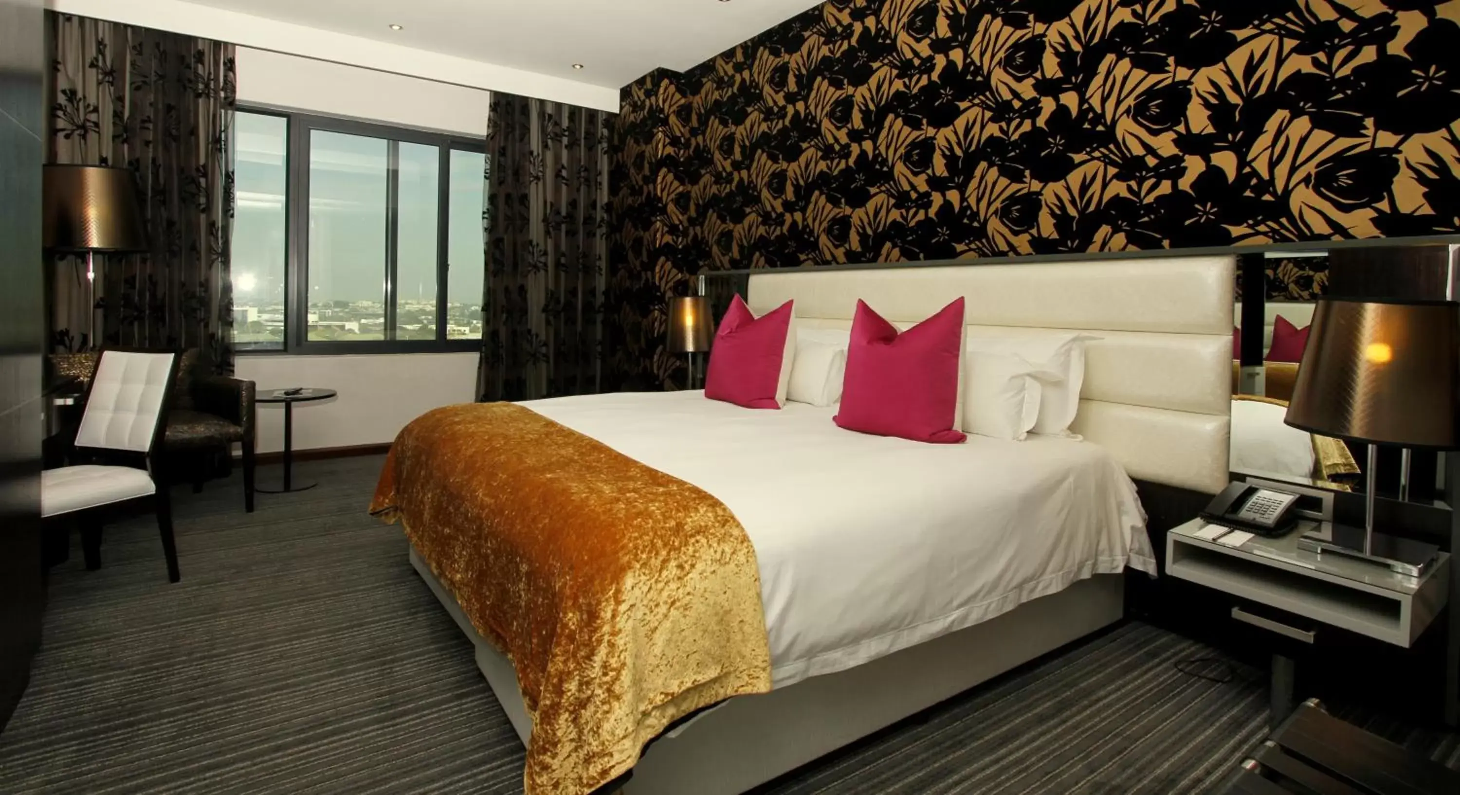 Bedroom, Bed in Coastlands Umhlanga Hotel and Convention Centre
