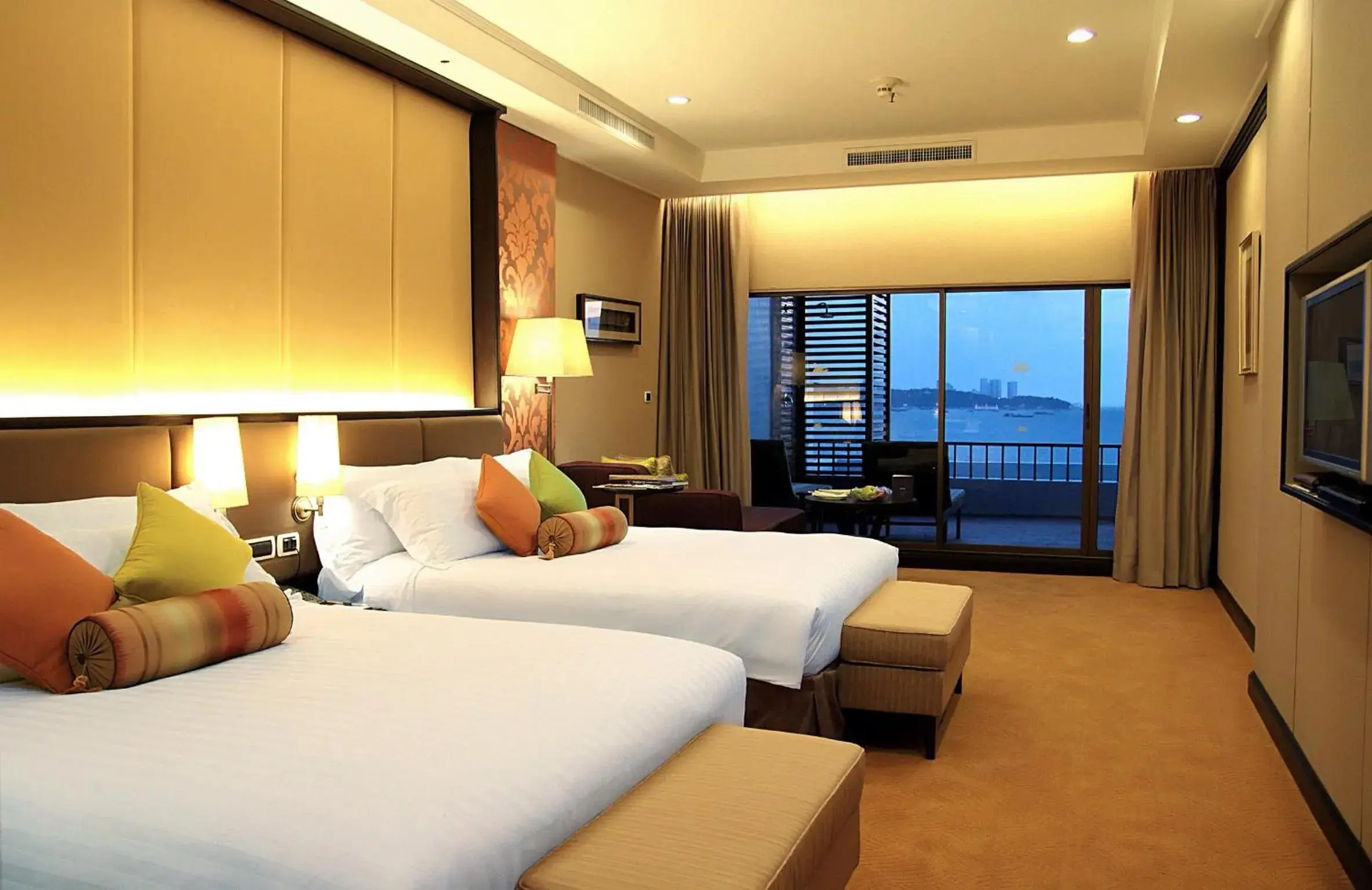 Bedroom in Dusit Thani Pattaya - SHA Extra Plus