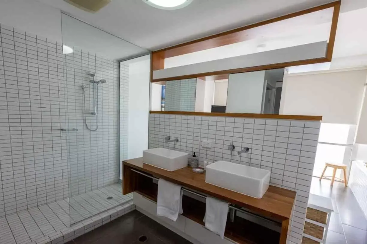 Bathroom in Grand Mercure Apartments Magnetic Island