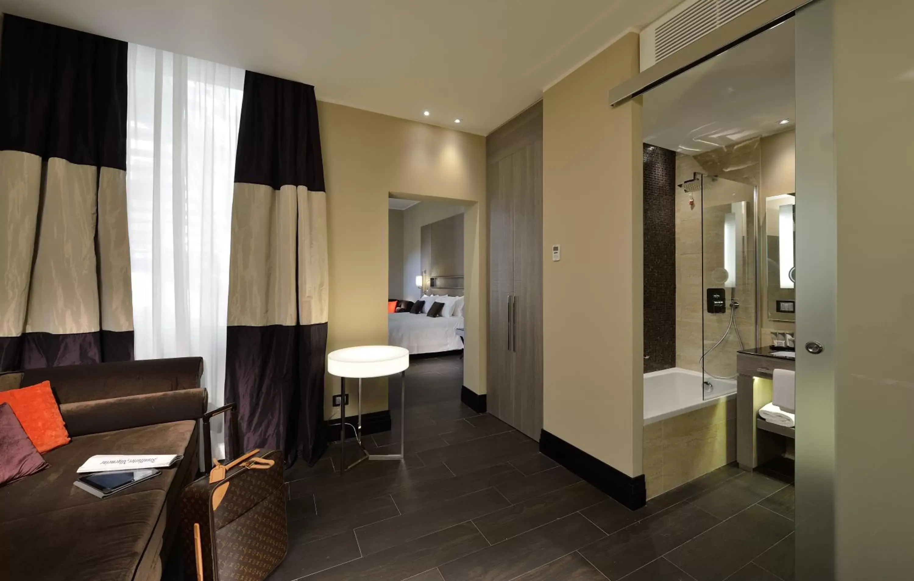 Photo of the whole room, Bathroom in Rome Life Hotel