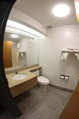 Bathroom in Americas Best Value Inn Prescott Valley
