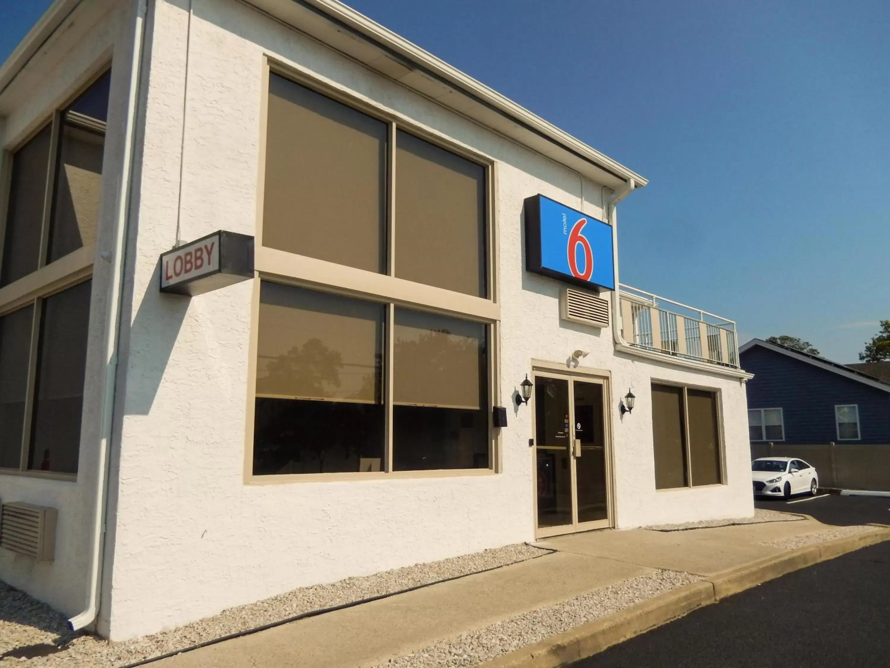 Property building in Motel 6-Somers Point, NJ - Ocean City - Wild Wood Beach Property building in Motel 6-Somers Point, NJ - Ocean City - Wild Wood Beach