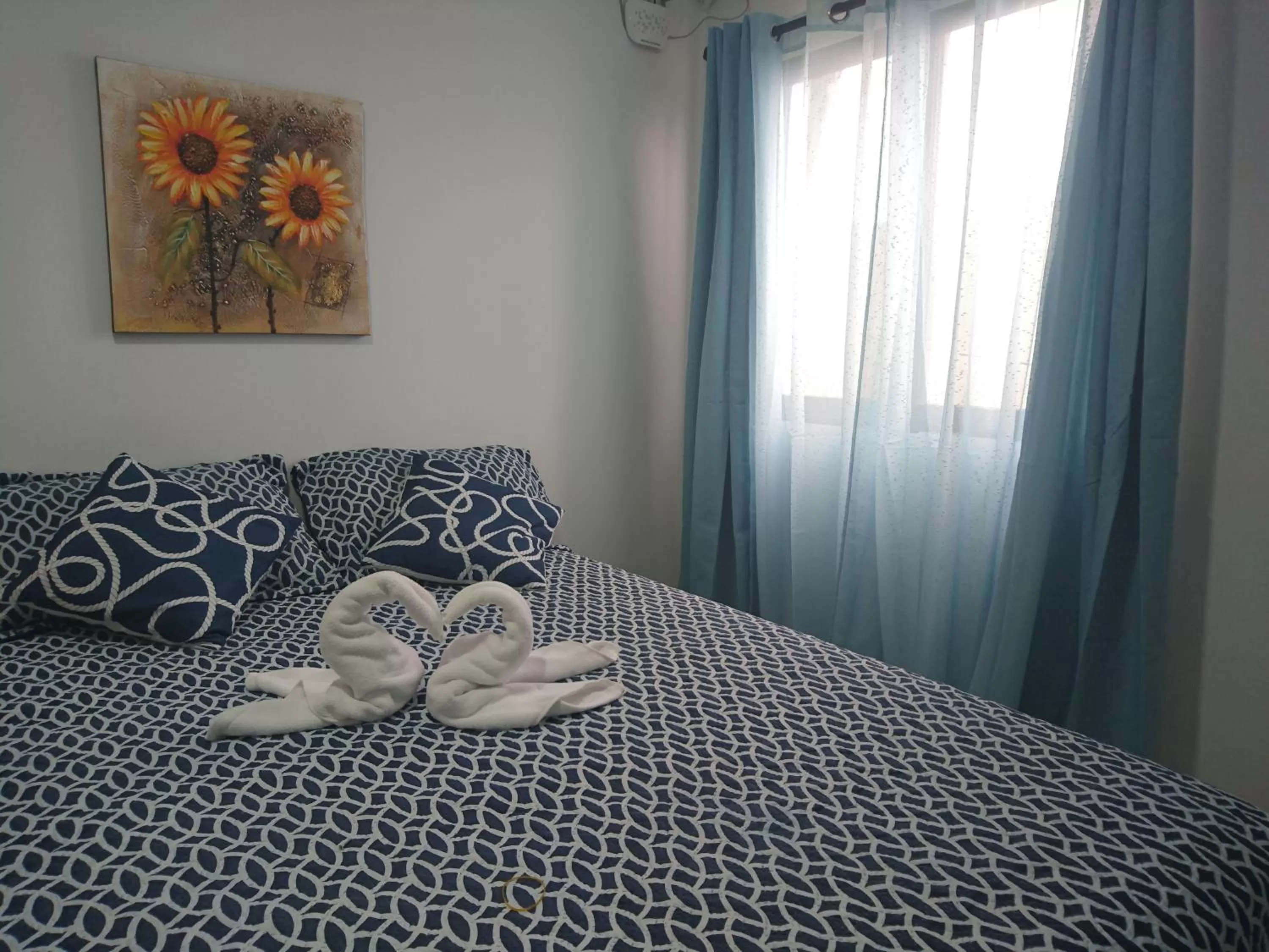 Photo of the whole room, Bed in ZOJO MARiNA BAY