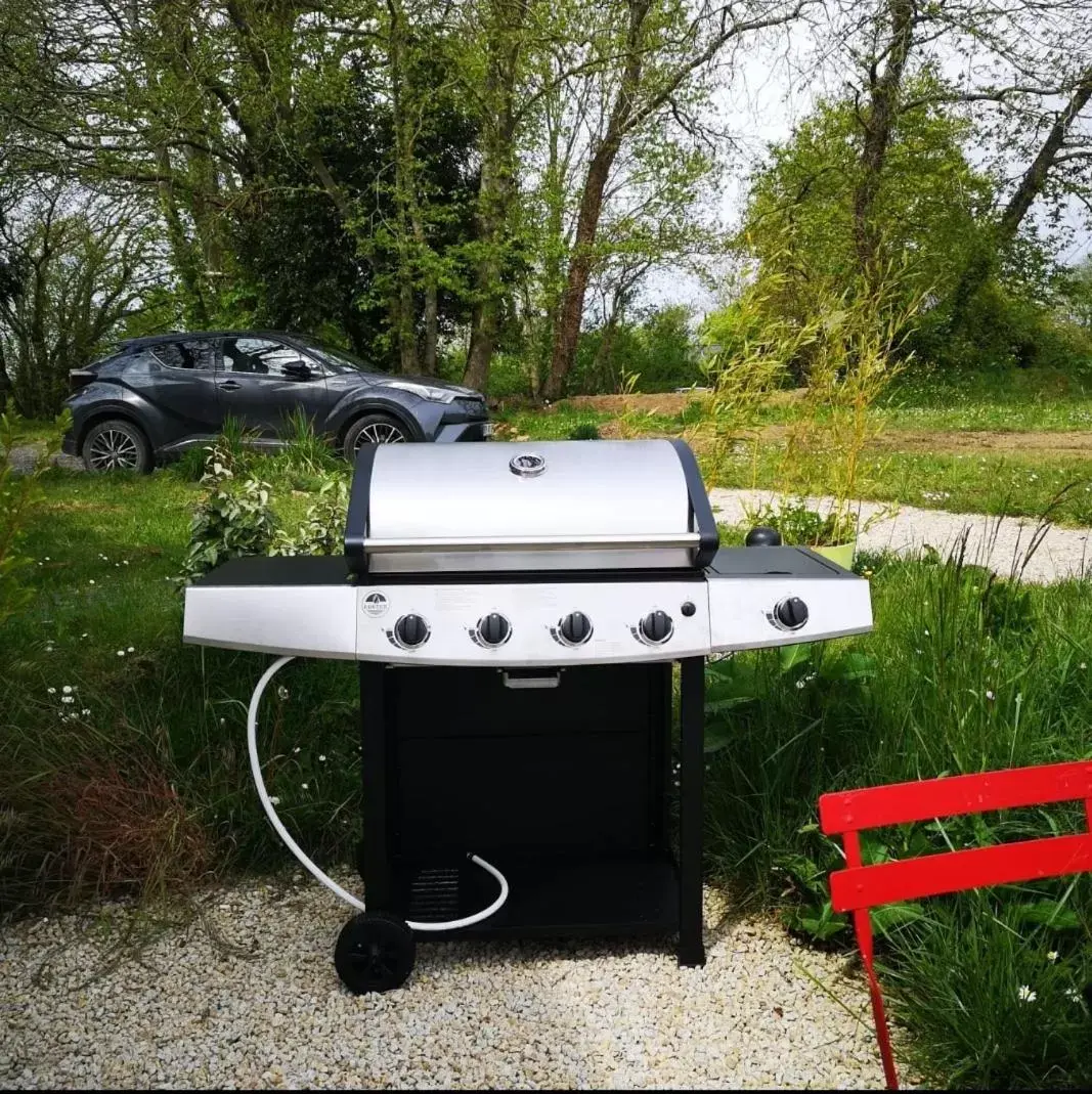 BBQ Facilities in Au Gray du temps suspendu