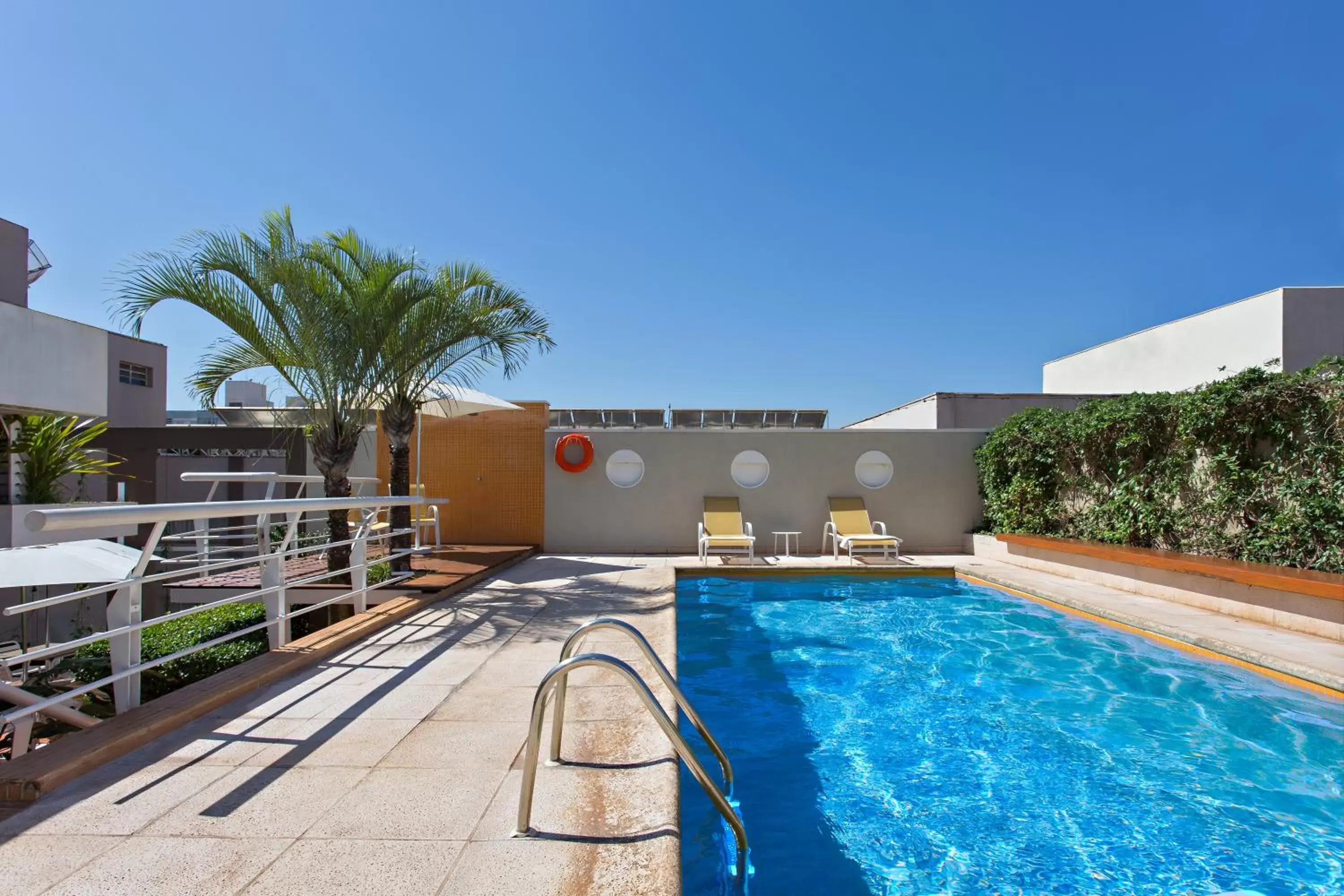 Black Stream Hotel Black Stream Hotel