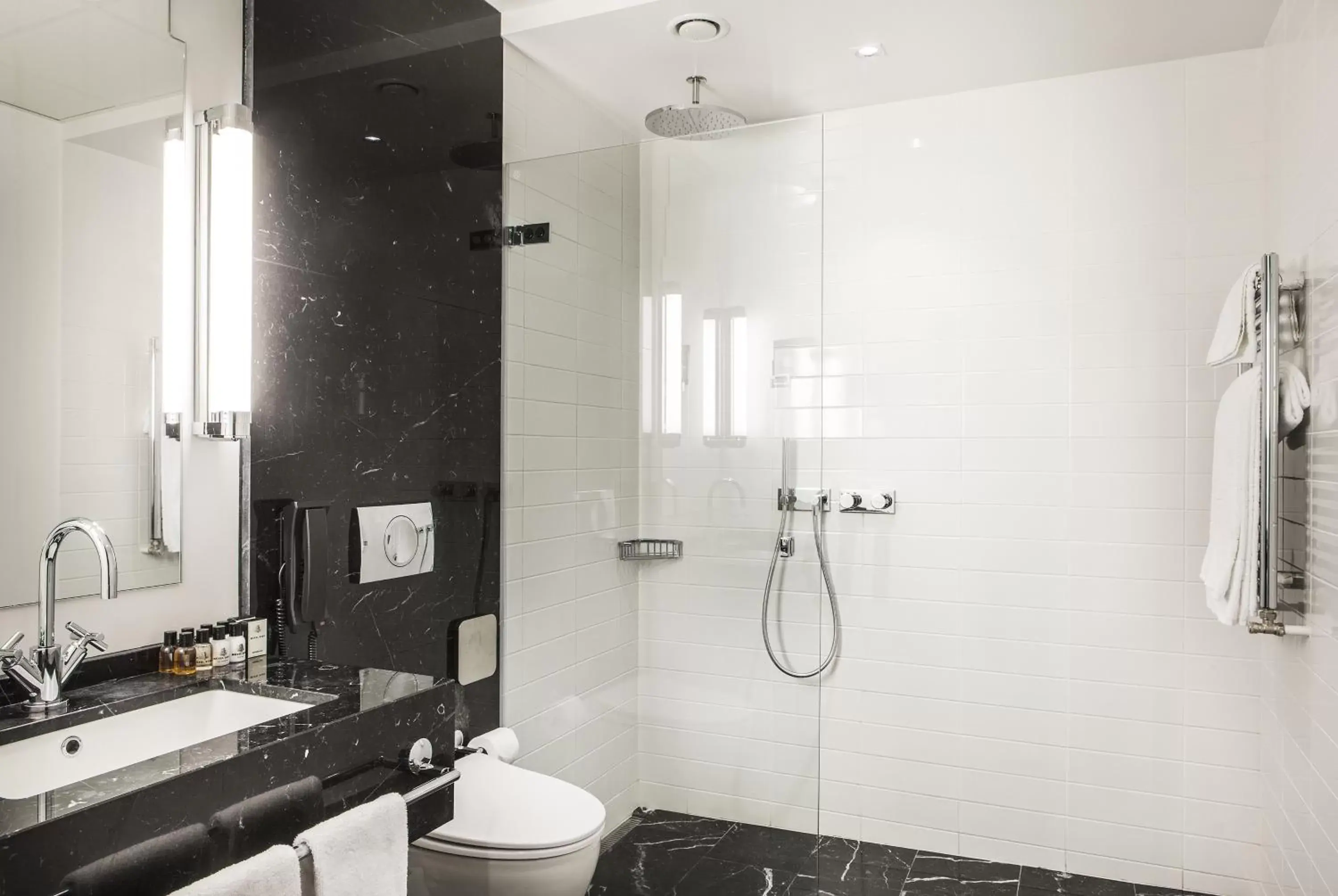 Shower, Bathroom in Hotel Borg by Keahotels