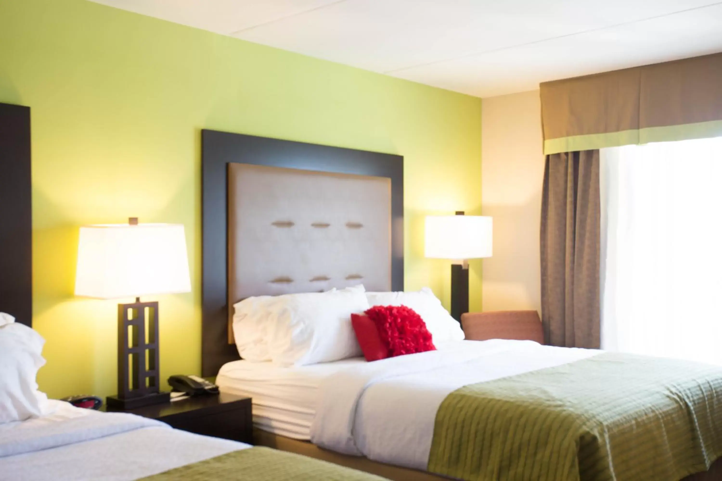 Photo of the whole room, Bed in Holiday Inn Murfreesboro/Nashville, an IHG Hotel