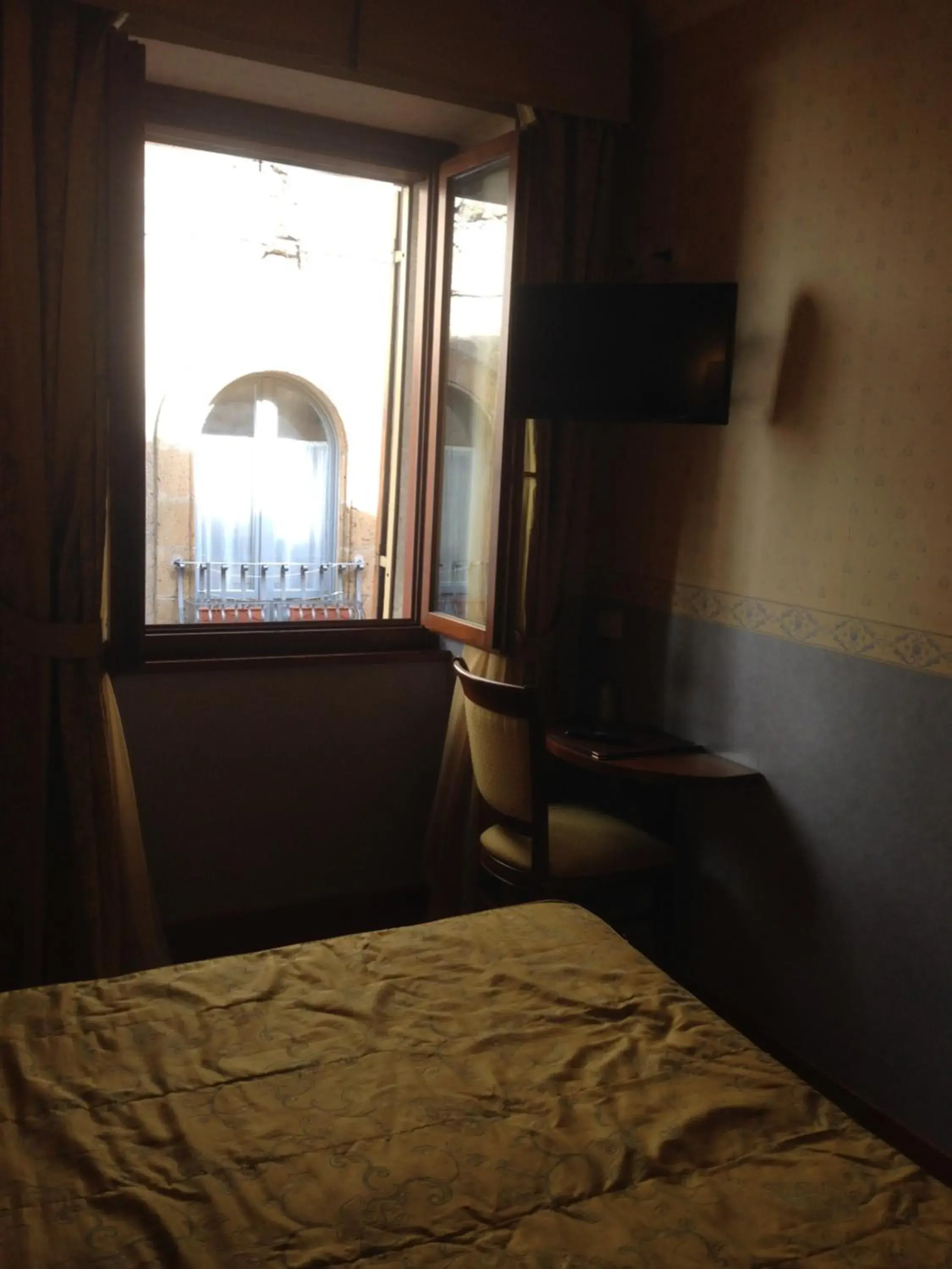 Photo of the whole room, Bed in Hotel Filippeschi