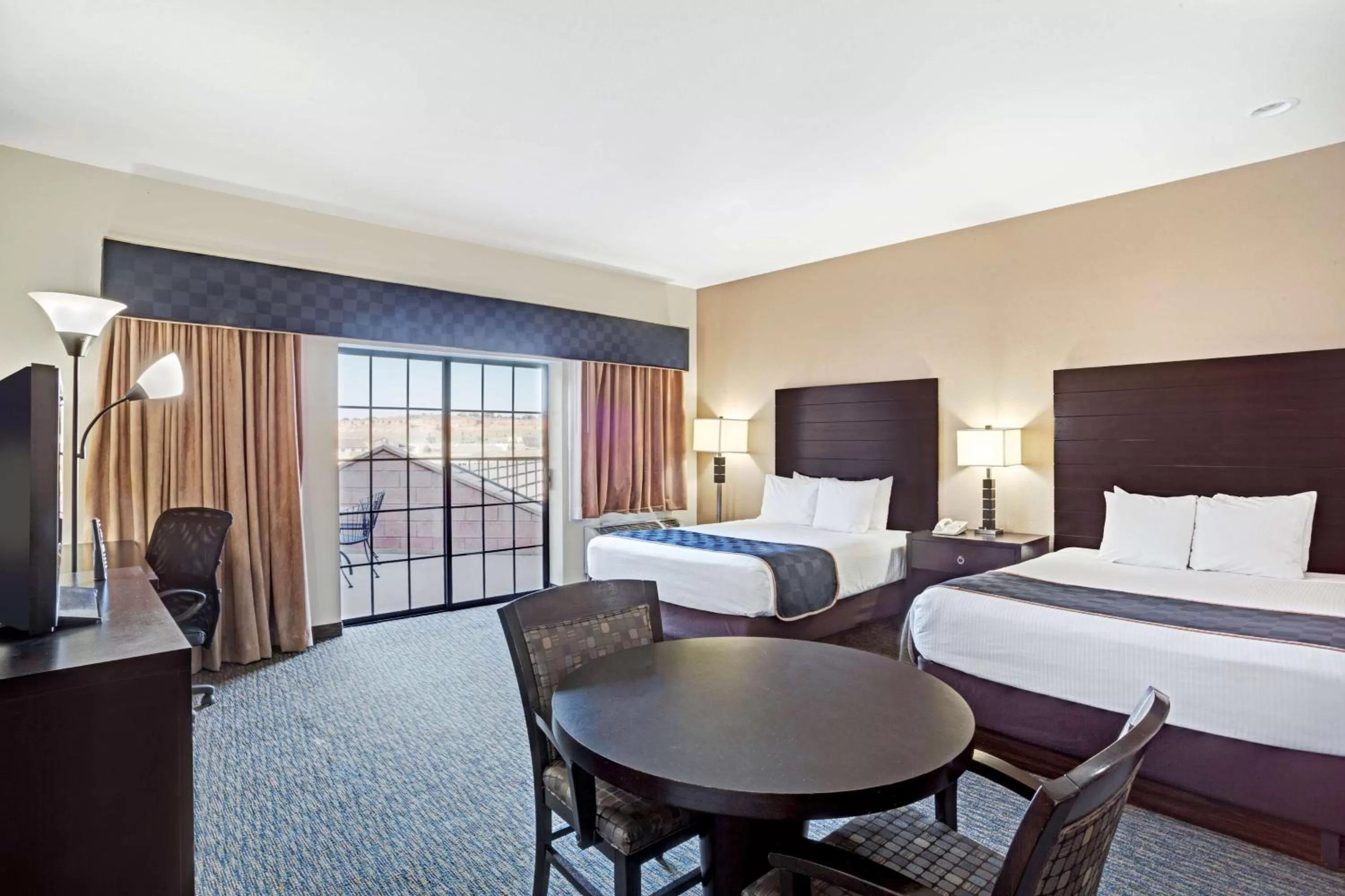 2 Queen Beds, Deluxe Room, Non-Smoking in Days Inn & Suites by Wyndham Page Lake Powell