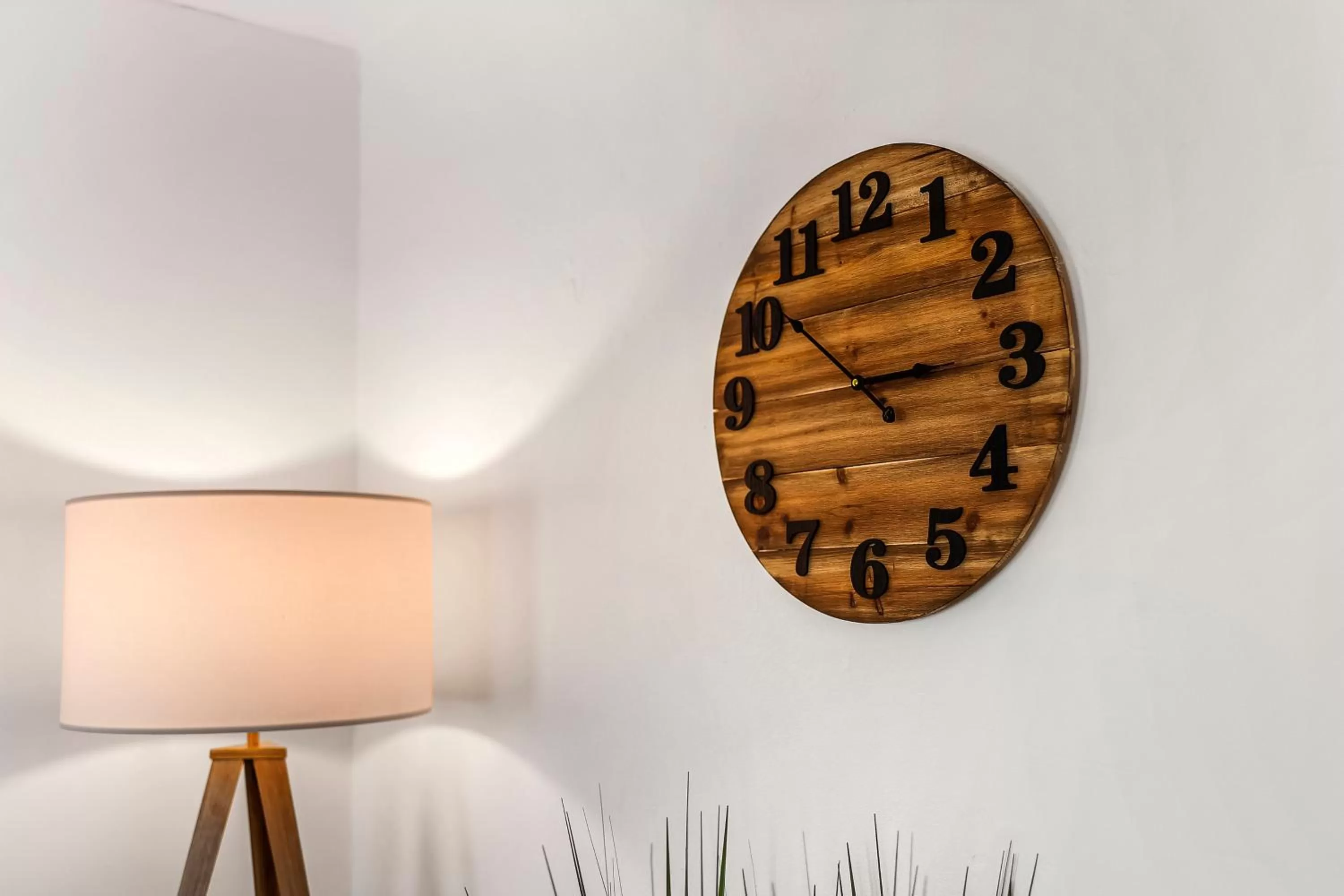 Decorative detail in Alani Bay Premium Condos