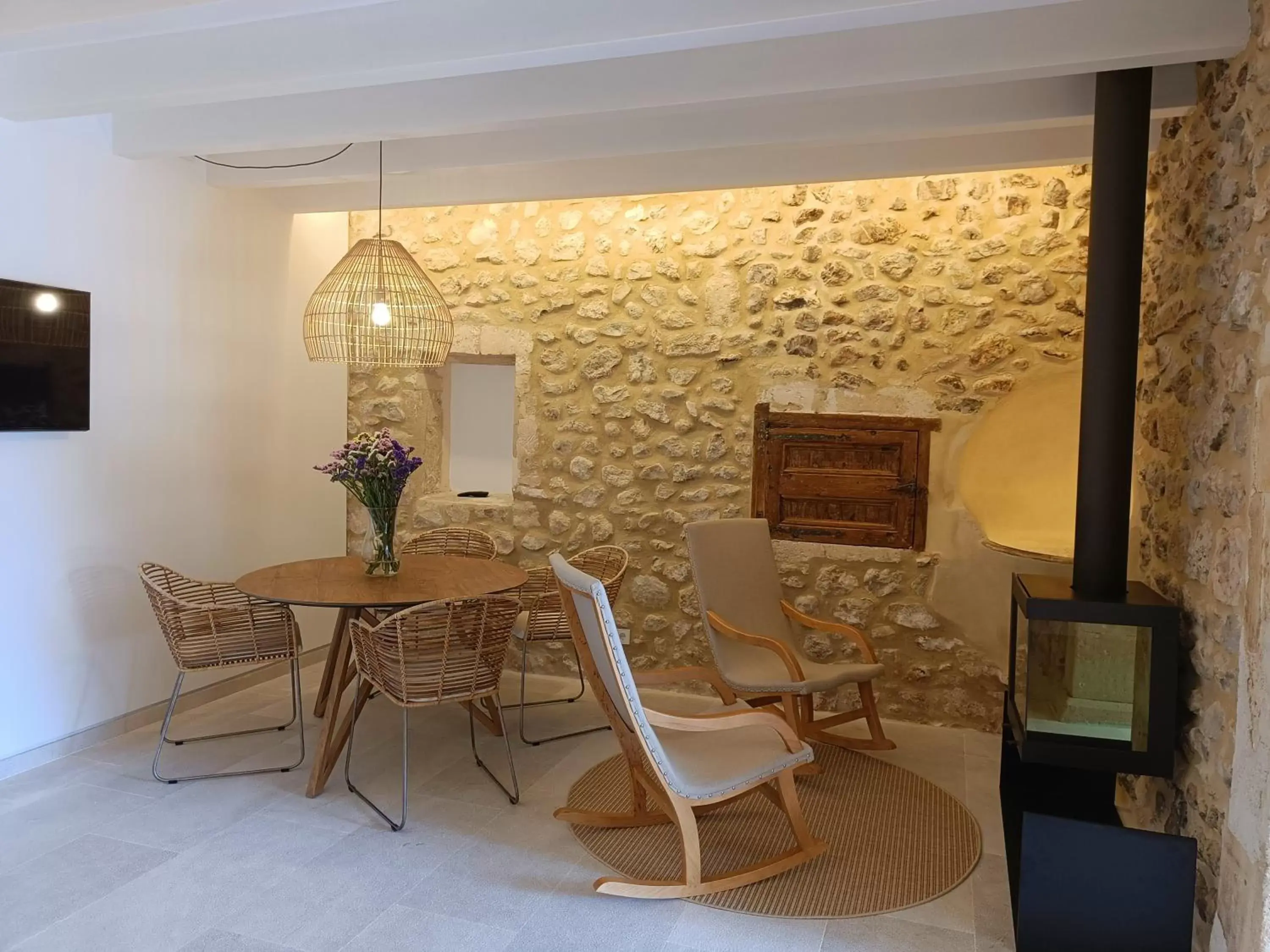 Communal lounge/ TV room in Finca Treurer - Olive Grove & Grand House - Adults Only