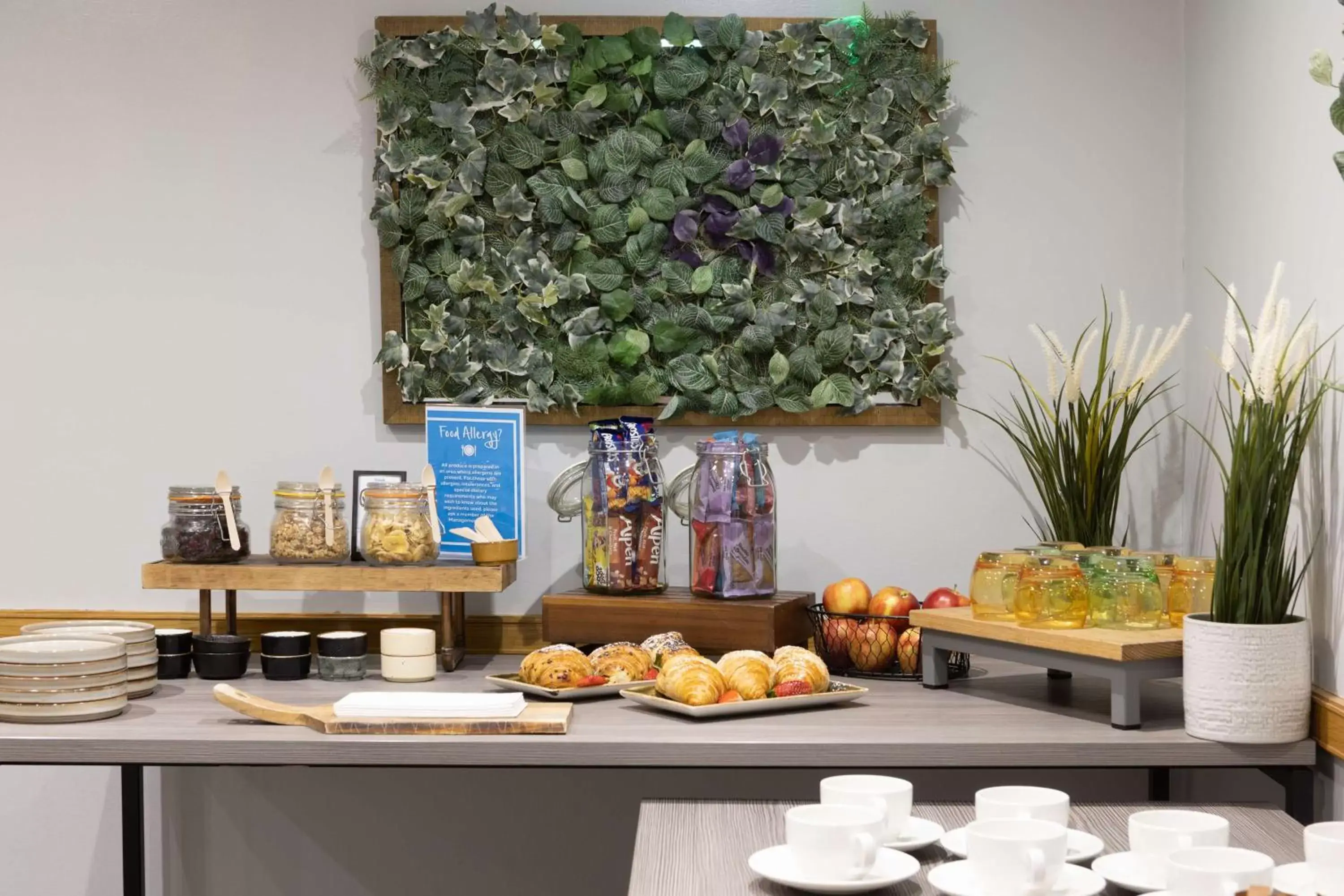 Dining area, Food in Hilton York