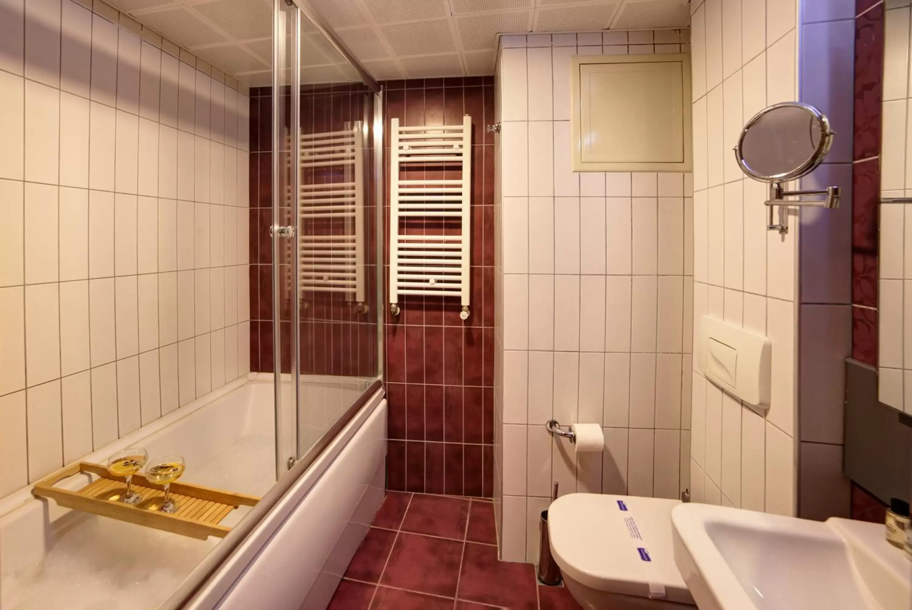 Bathroom in Almina Hotel - Special Class